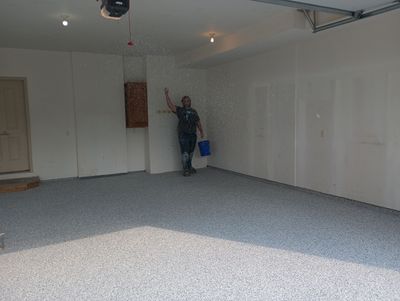 Garage Concrete Coating Installation in Sioux Falls Using Tidal Wave Finish