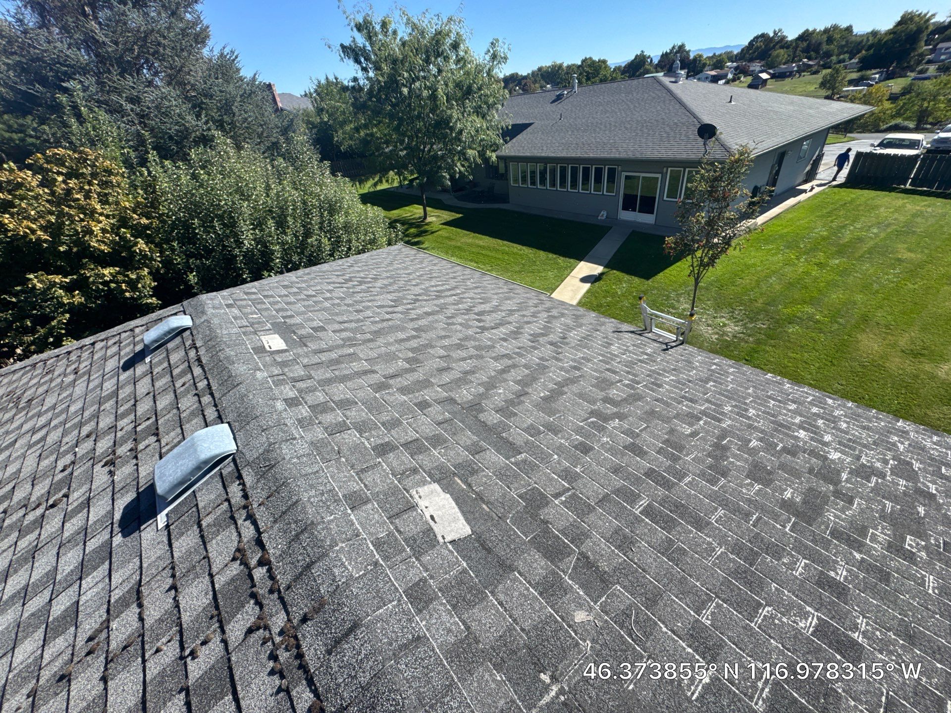 Lewiston Residential Roof and Garage Replacement with CertainTeed Shingles by Alpine Roofing