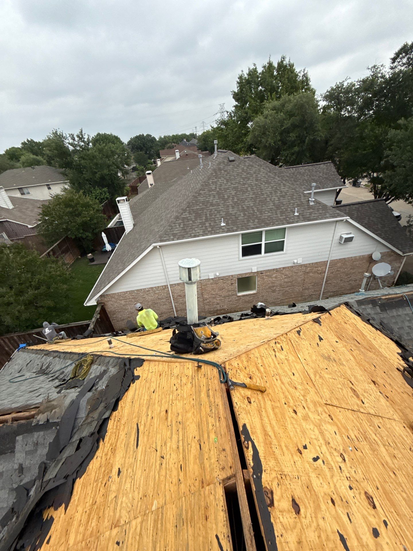 Residential Roof Replacement using GAF HDZ - Weathered Wood by Elite Roofing LLC