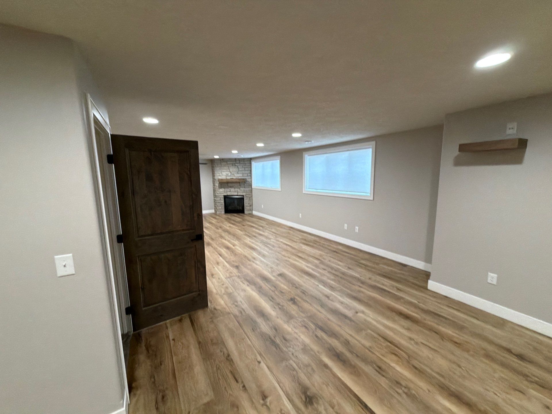 Sioux Falls Interior Finishing by Select Painting, Coatings & Garage Cabinets