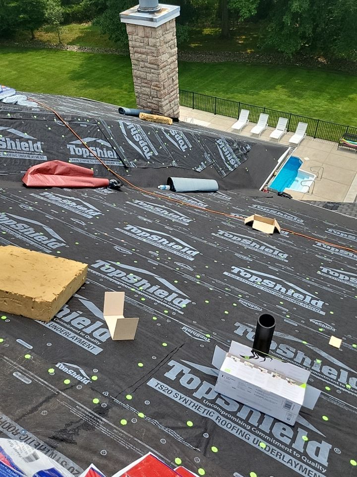 GAF Timberland Color: Pewter Gray by Eagle Eye Roofing