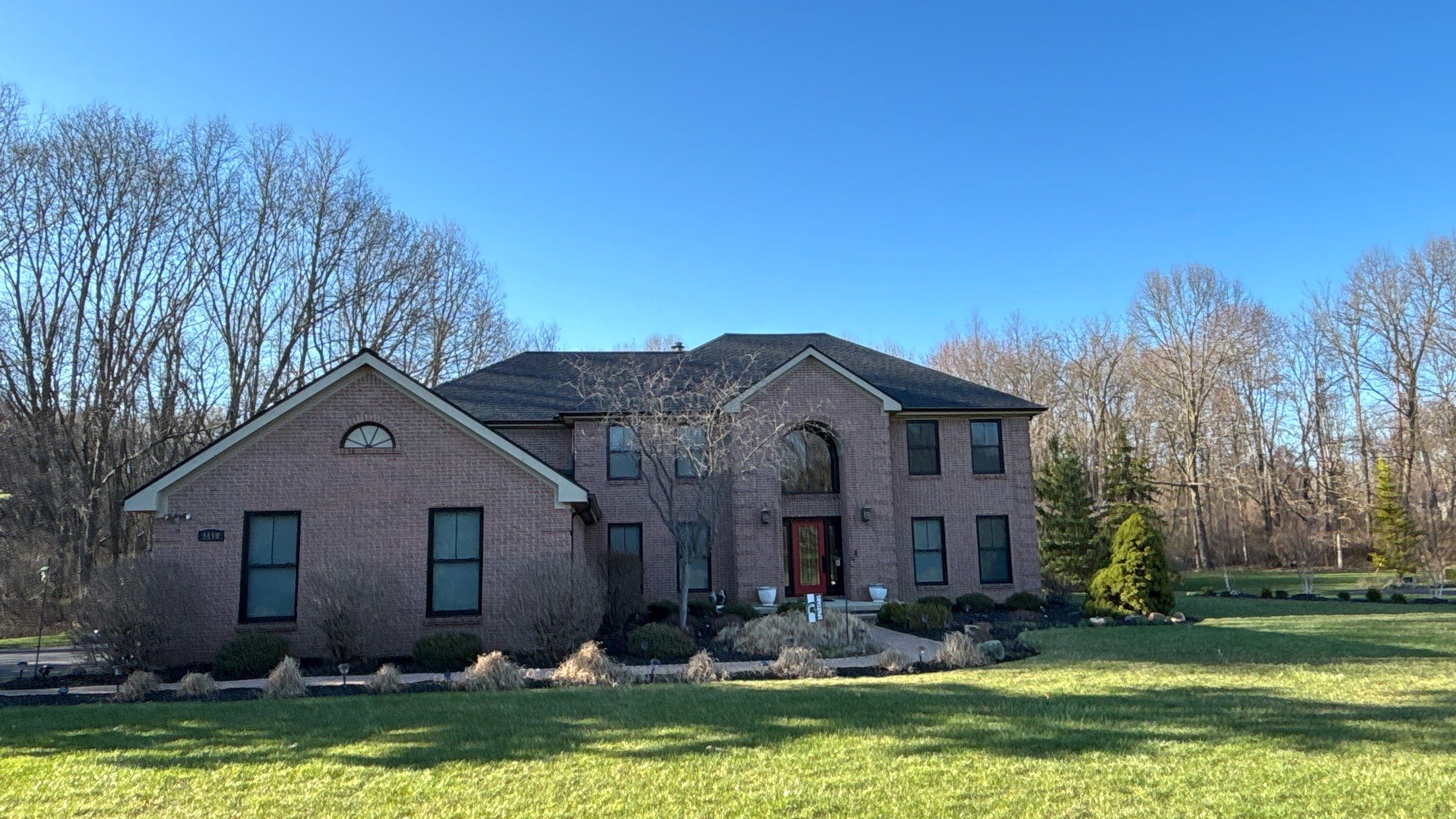 Roof Replacement using Owens Corning Onyx Black by 180 Contractors