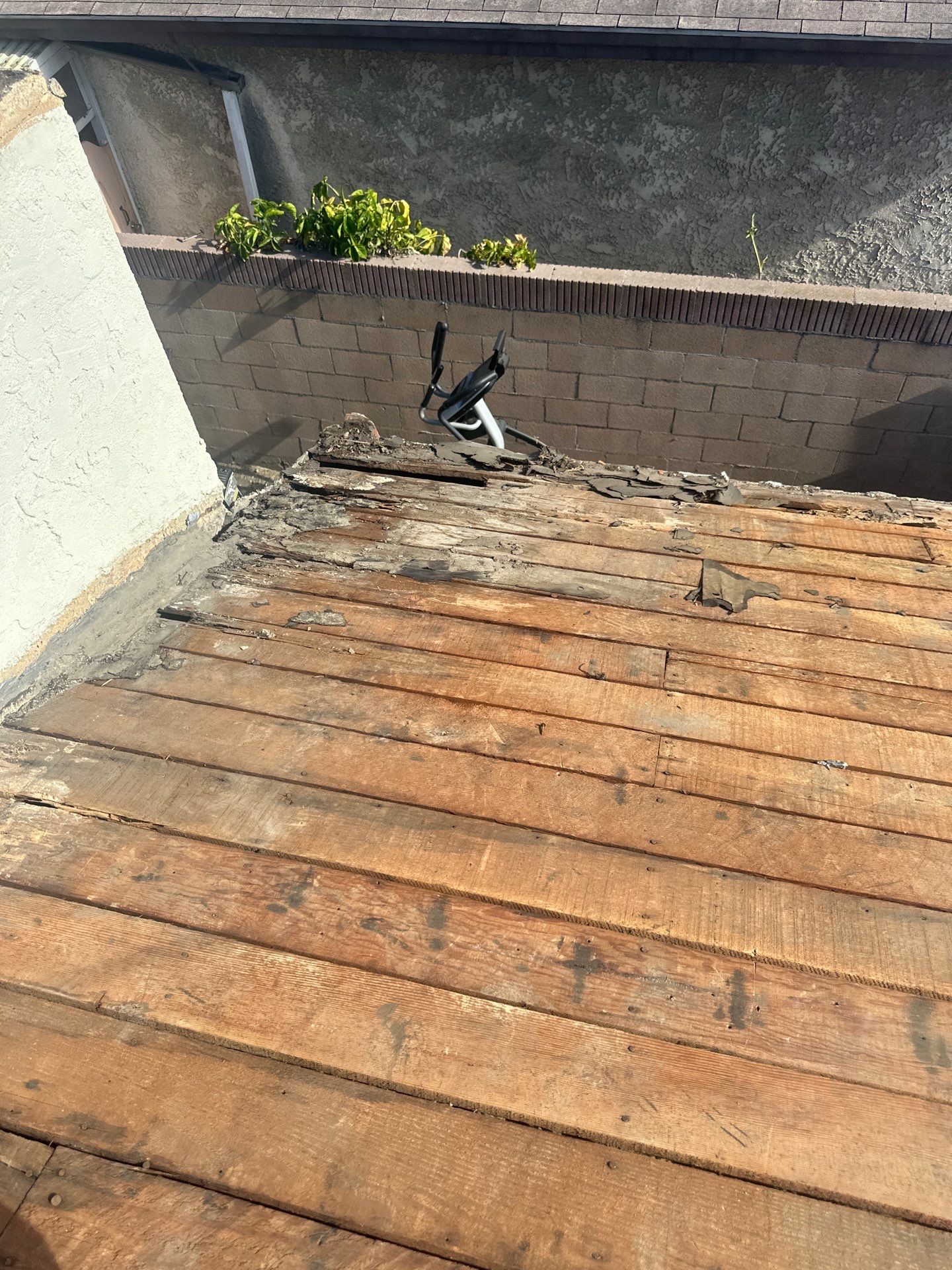 Roof Replacement - Long Beach, CA 90805 by Epic Roof Replacement