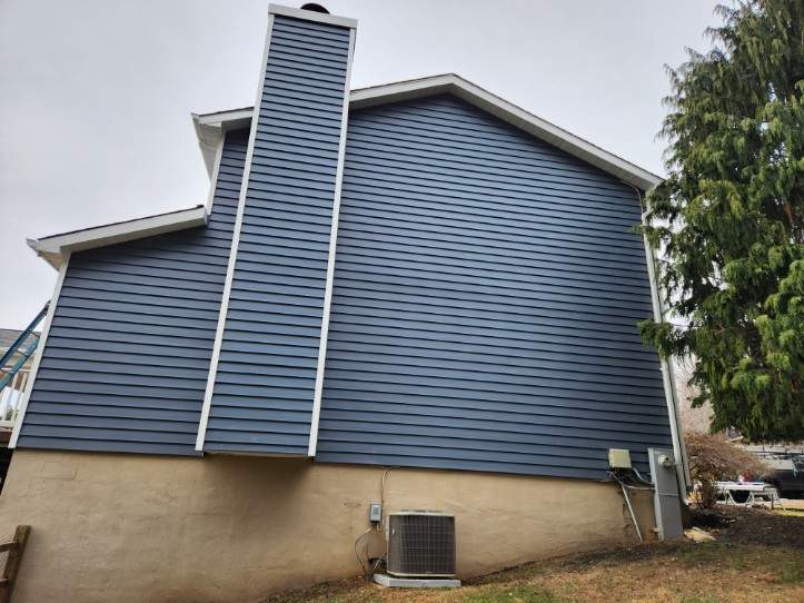 Siding Replacement | Certainteed Pacific Blue by American Home Contractors