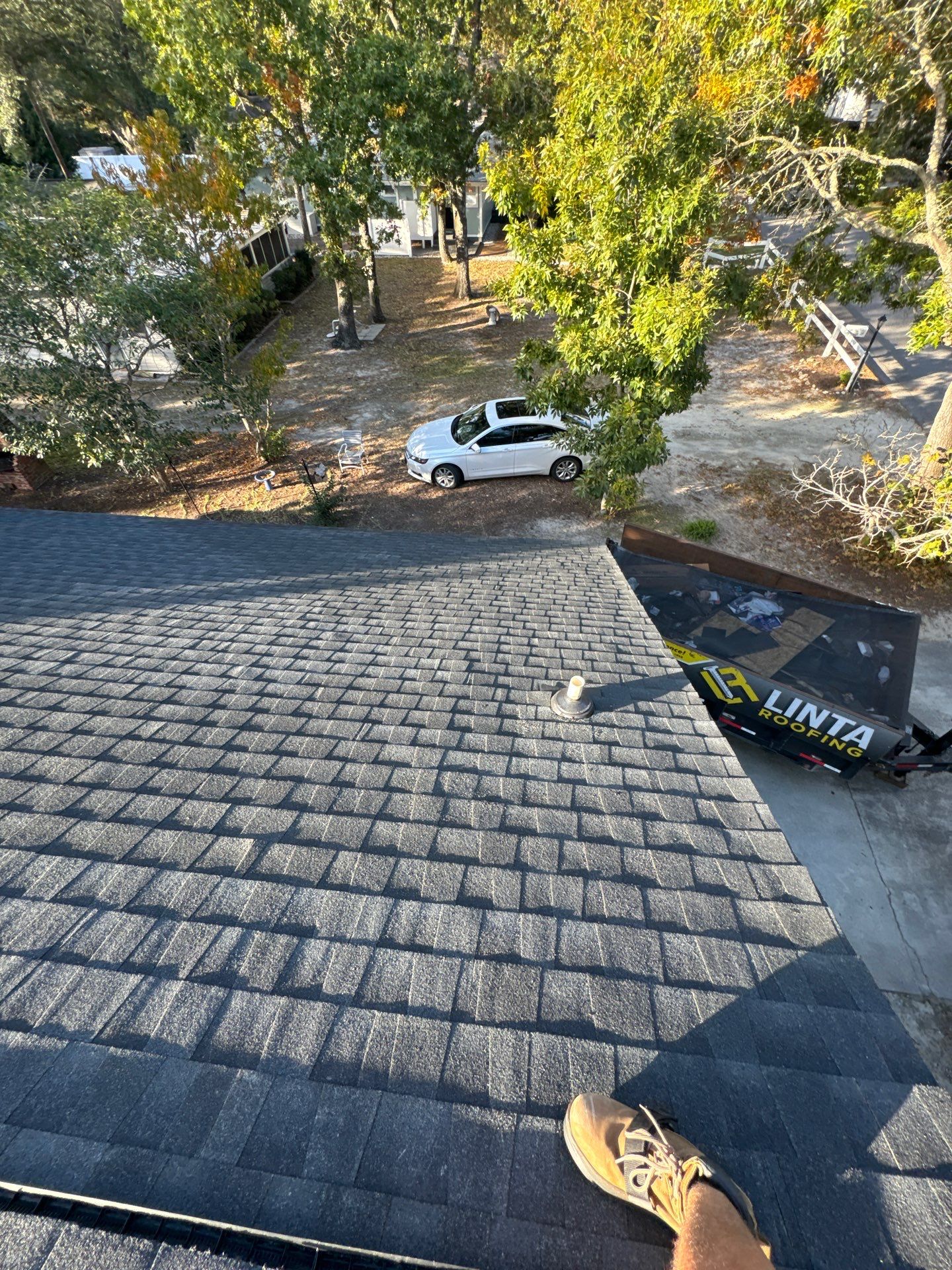 GAF HDZ - Charcoal by Linta Roofing Inc