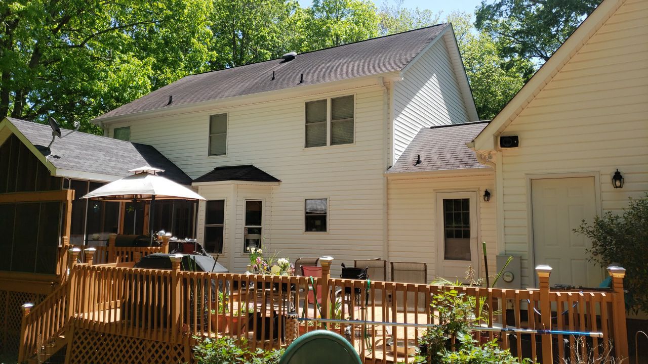 House Wash using cleaner by Power Wash Masters LLC