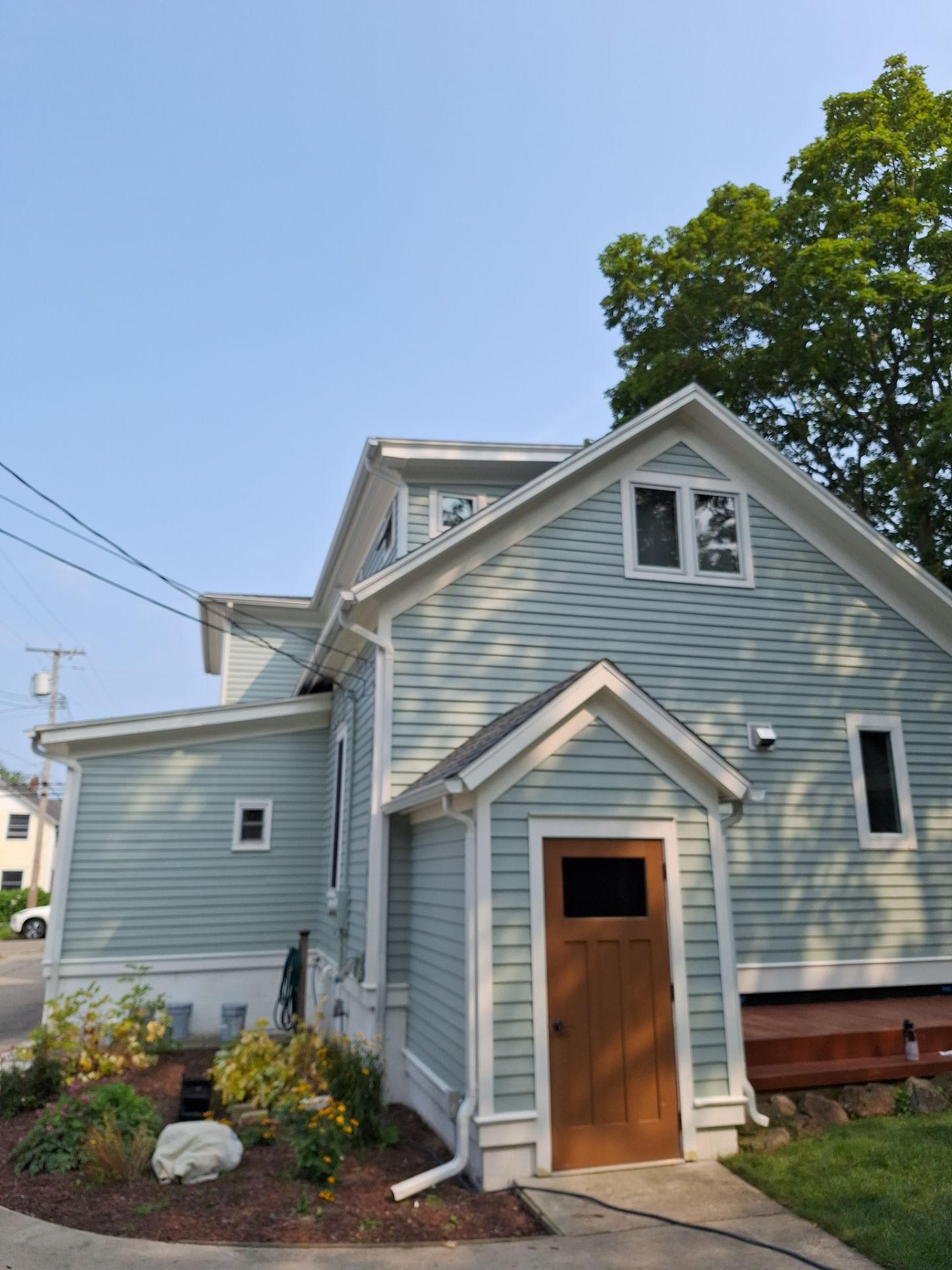 Exterior Painting and Deck staining by Gordon Painting