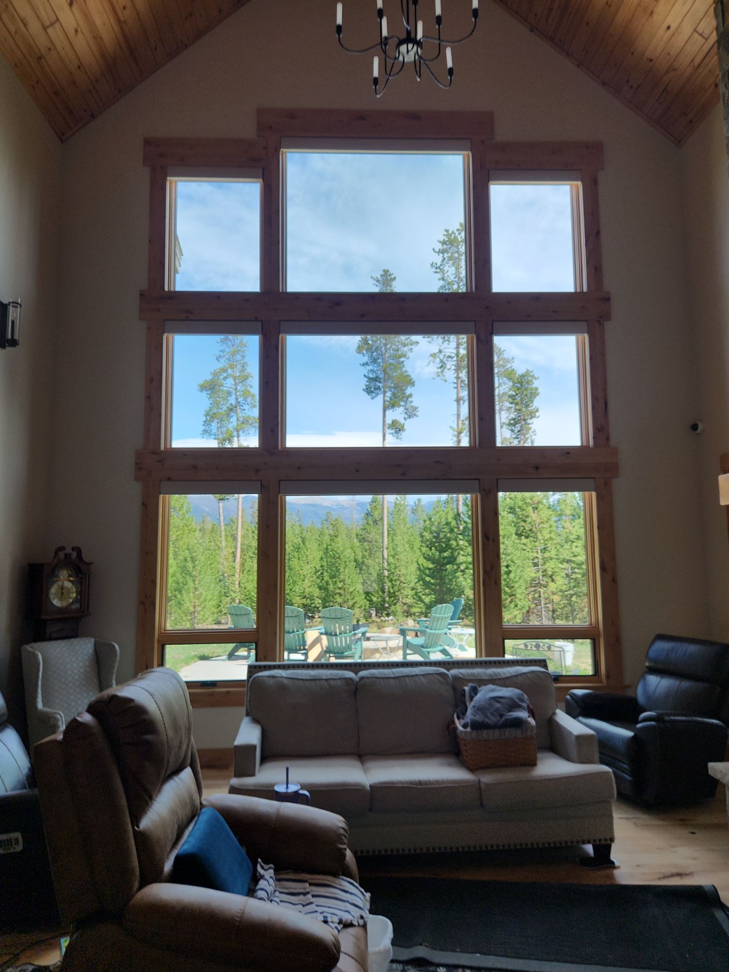 Window Washing using Ninja Scrubbers by Wheatley Creek Services