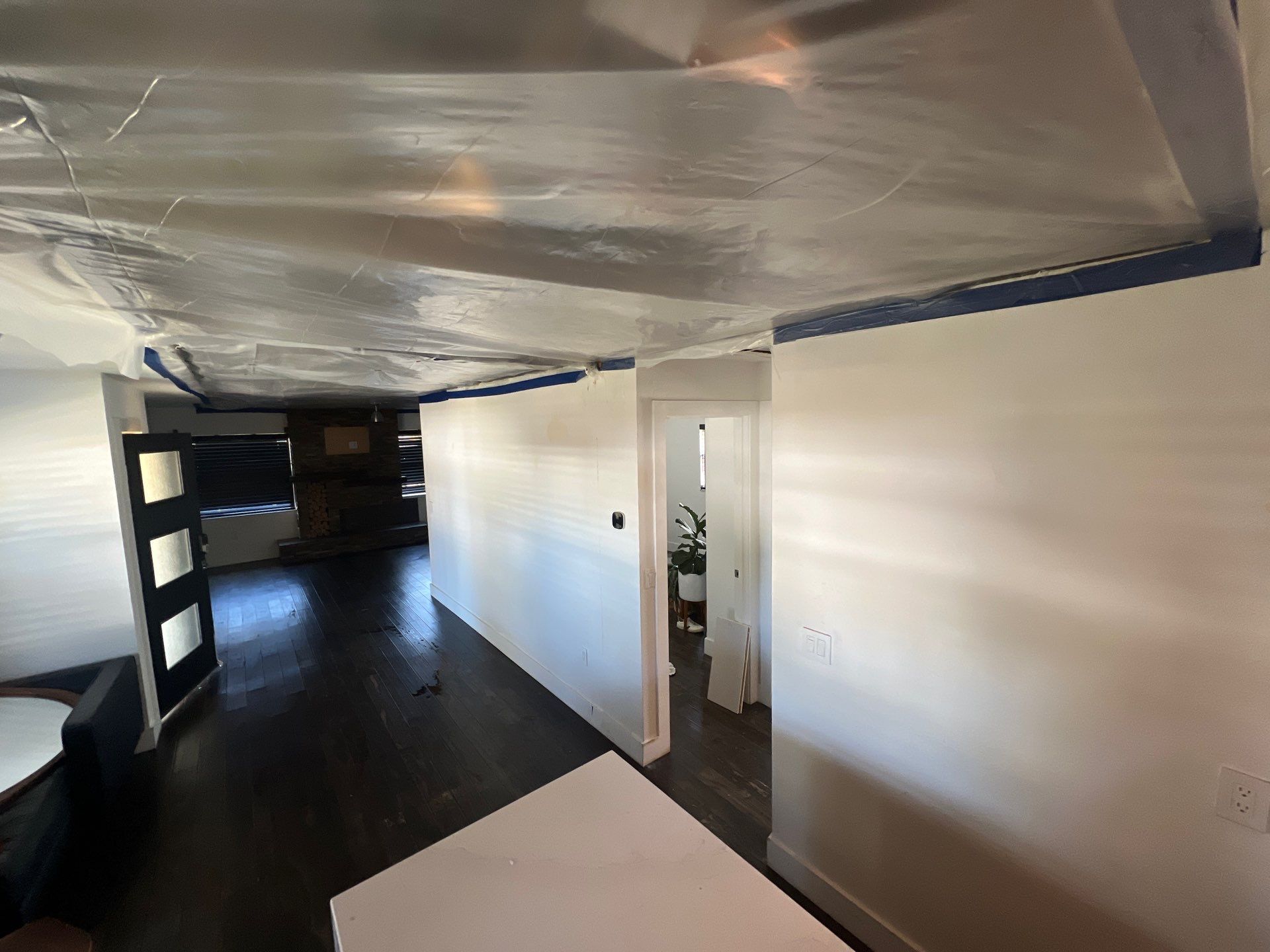 Windstorm Damage & Multi-Room Water Mitigation in St. Petersburg by Right On Time Restoration