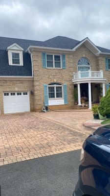 McLean: Residential Roof Installation with Landmark Pro Designer Shingles in Max Def Moire Black