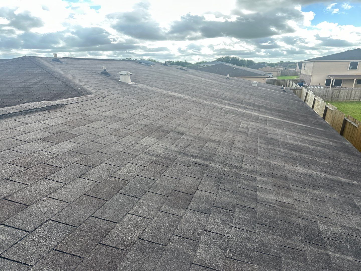 Residential Roofing Installation using Owen's Corning Duration (Lifetime) Shingles by Roof Repair Company