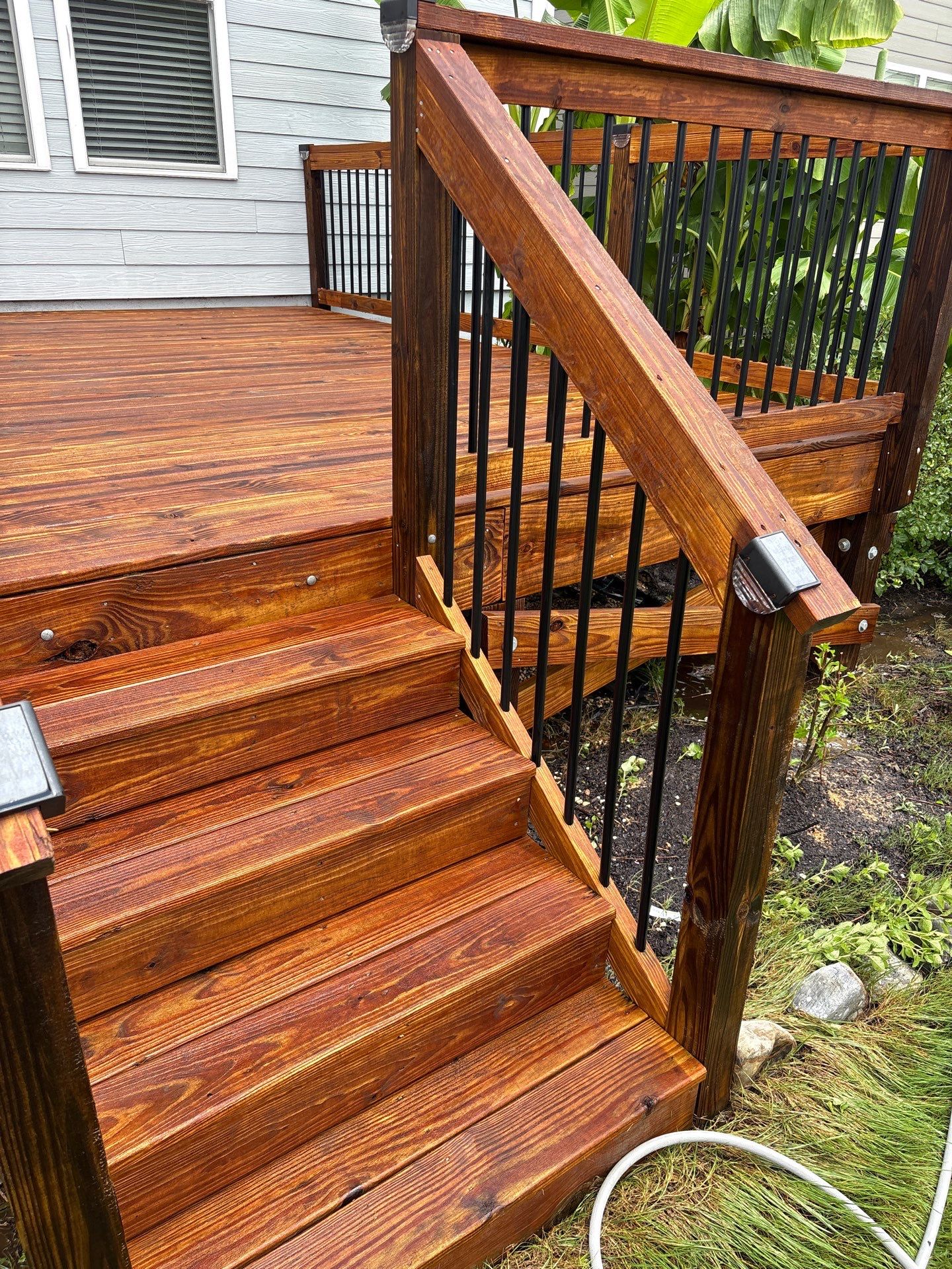 Wood Deck using Wood Sealant by DuraSeal