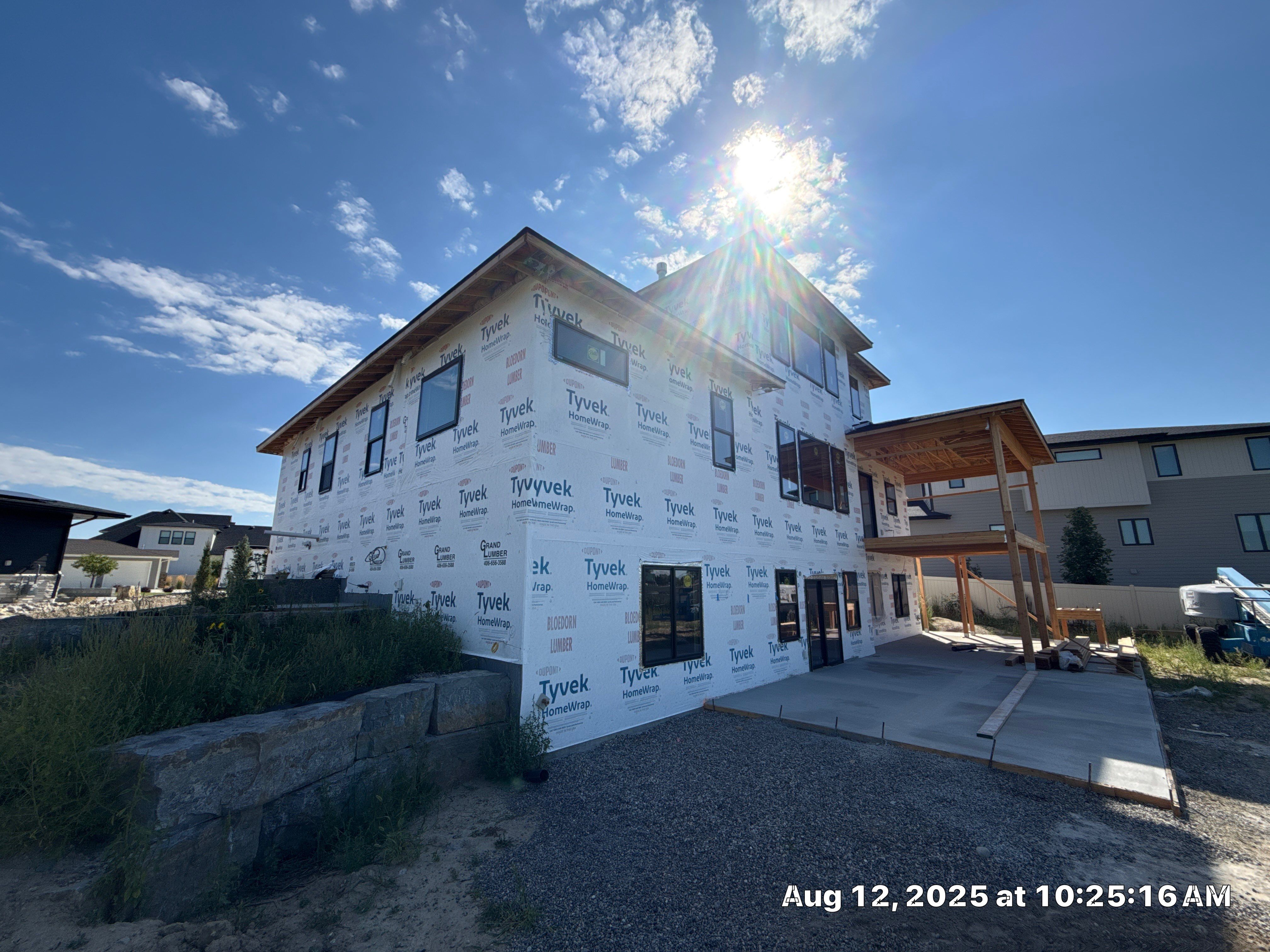 New Construction LP Smartside by Plankwalker Siding & Roofing