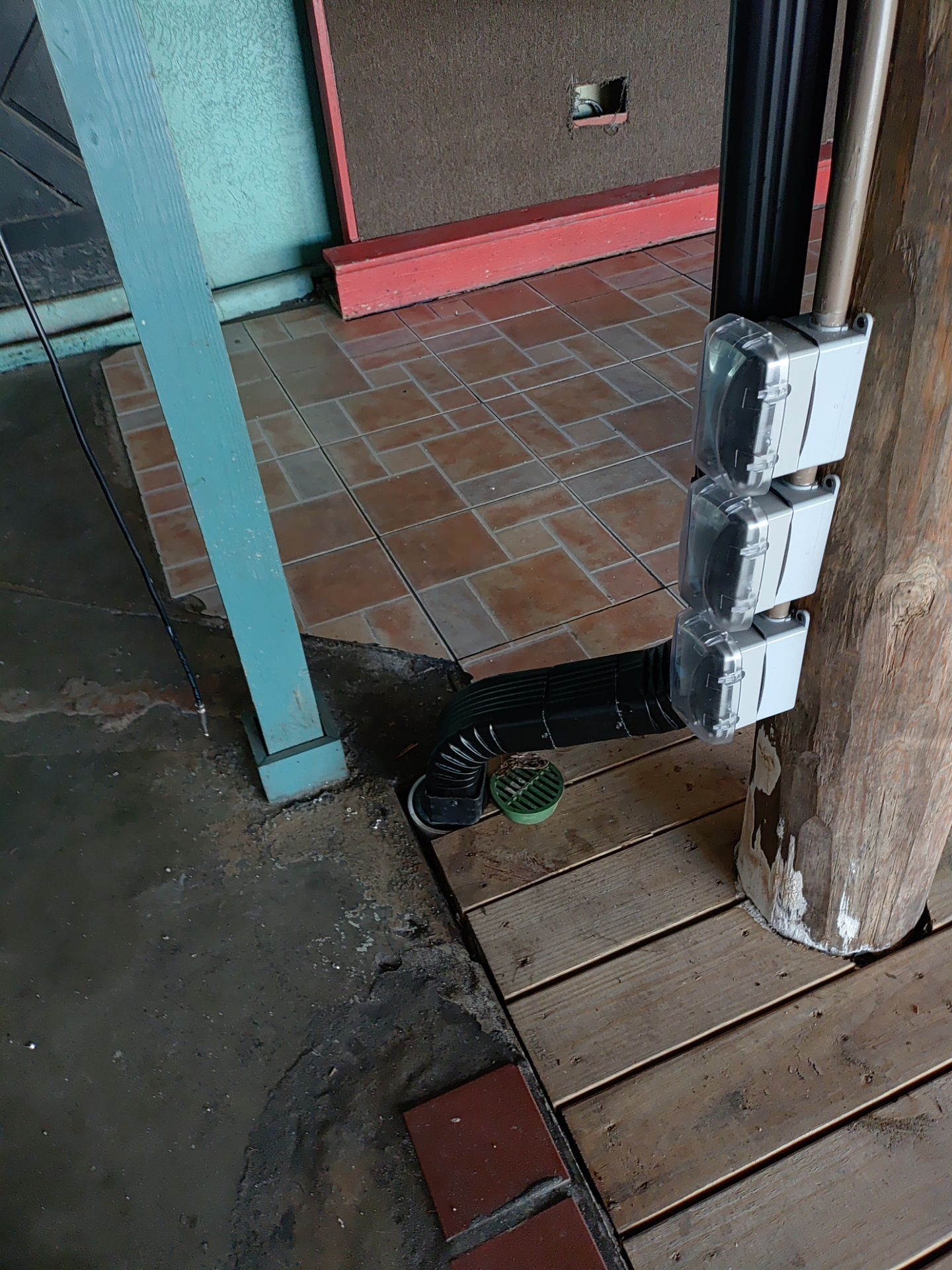 Commercial Replace Gutter in Siesta Key FL by Gutter Professors
