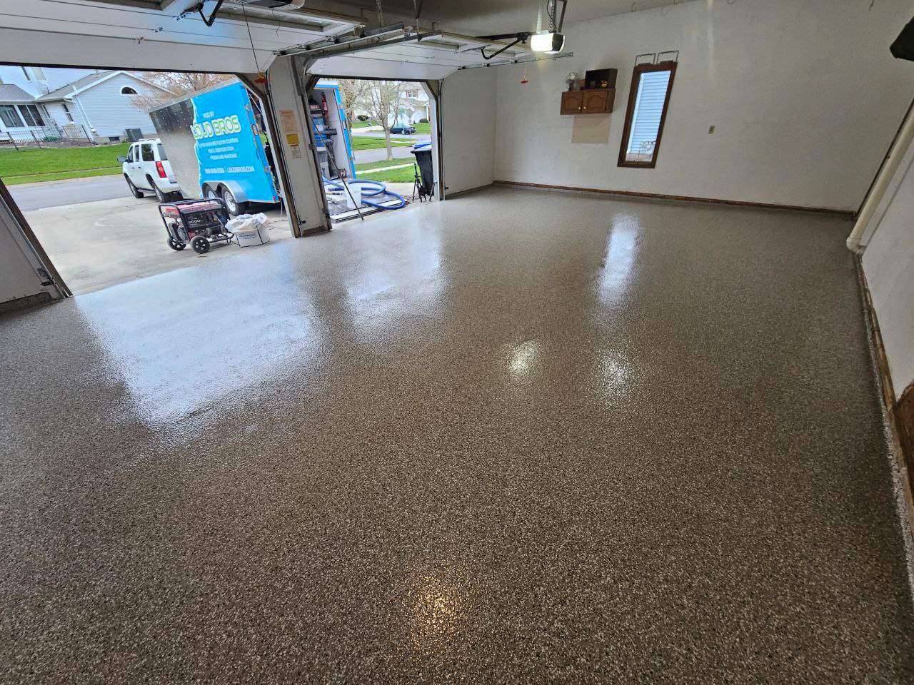 Creekbed Garage Delavan by Loud Bros