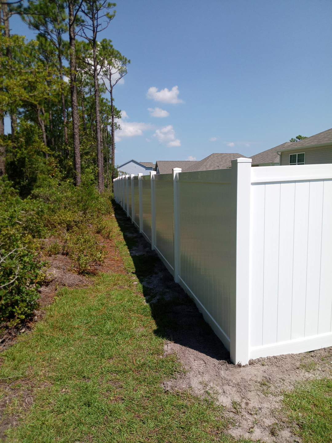 Hamilton Vinyl Privacy Project in Newport by Superior Fence and Rail