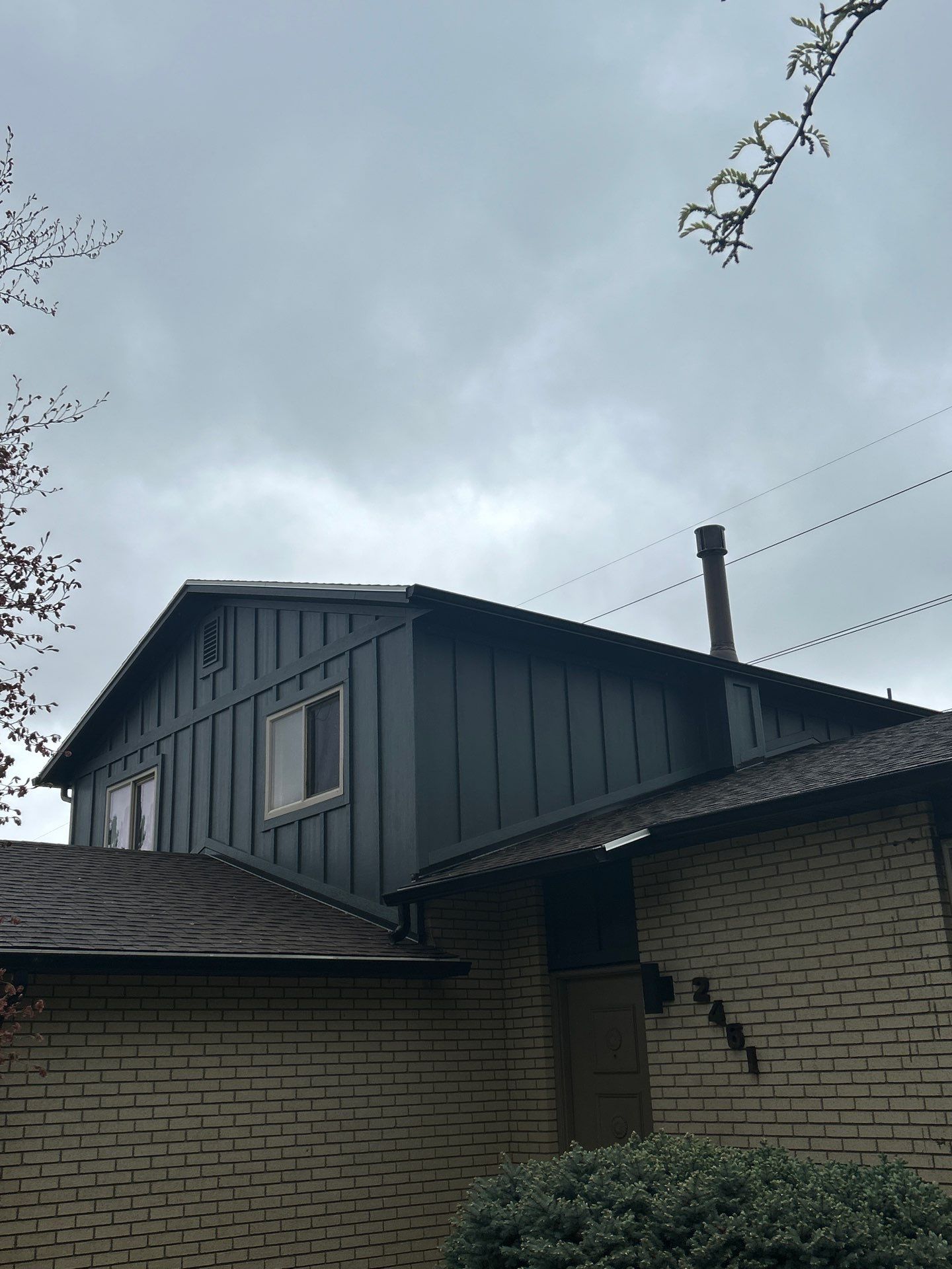 Sandy | Monochromatic Hardie Board & Batten | Iron Gray by Ideal Siding Utah