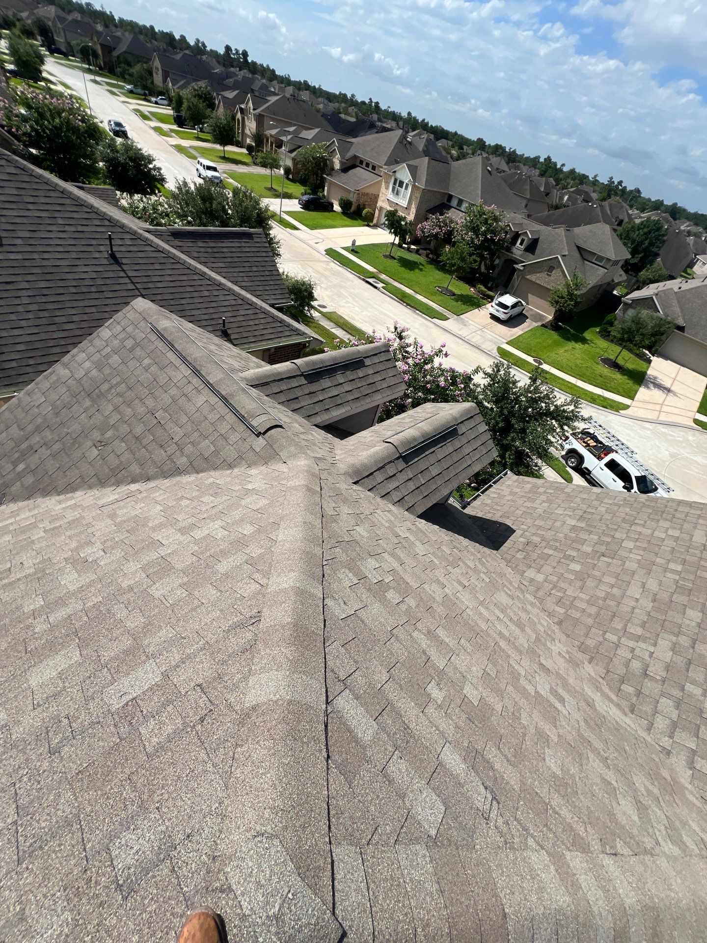 Hail Damage using Owen's Corning Duration (Lifetime) Shingles by Roof Repair Company