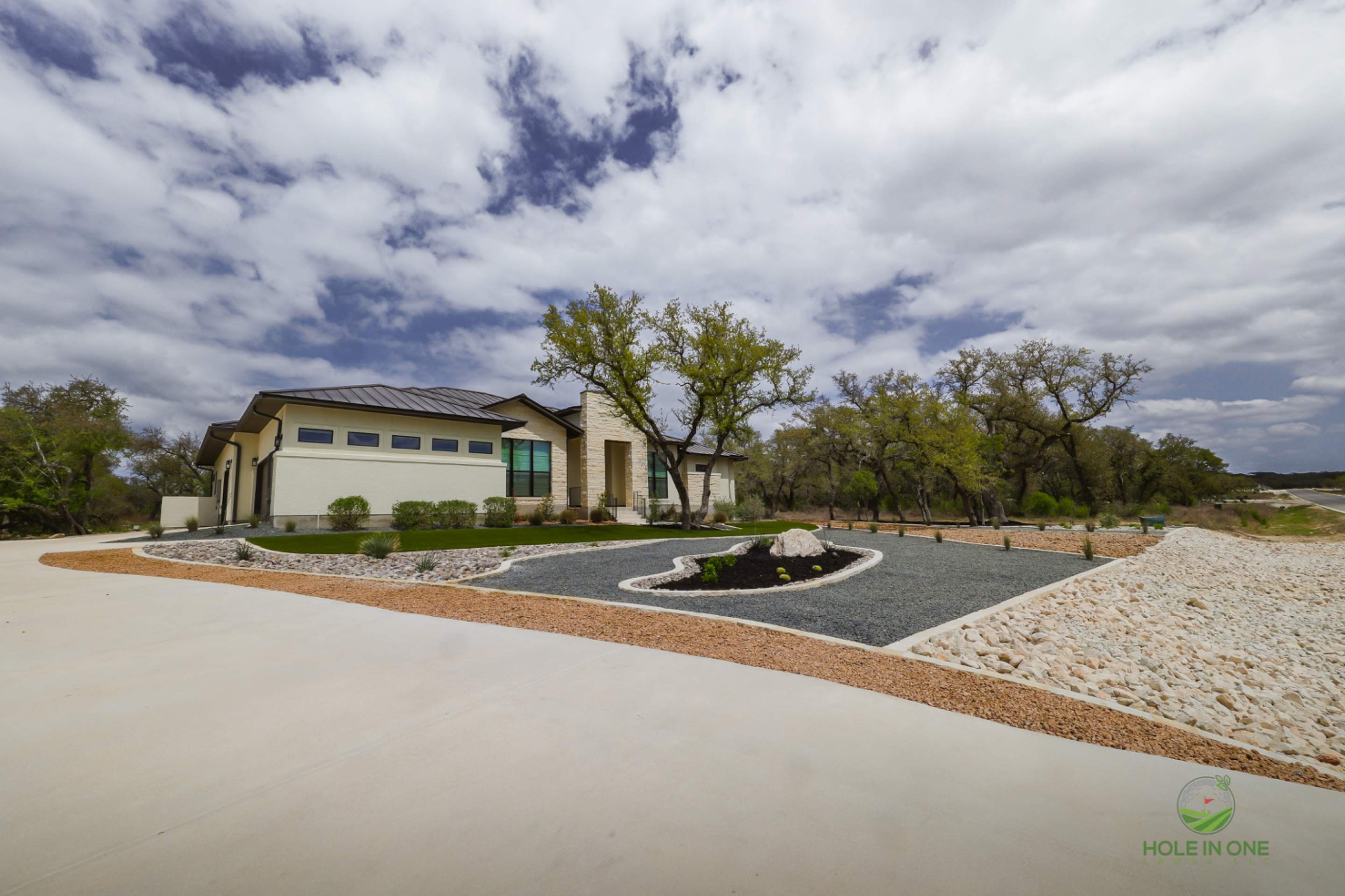 Belle Oaks, Bulverde TX by Hole In One Lawns, LLC