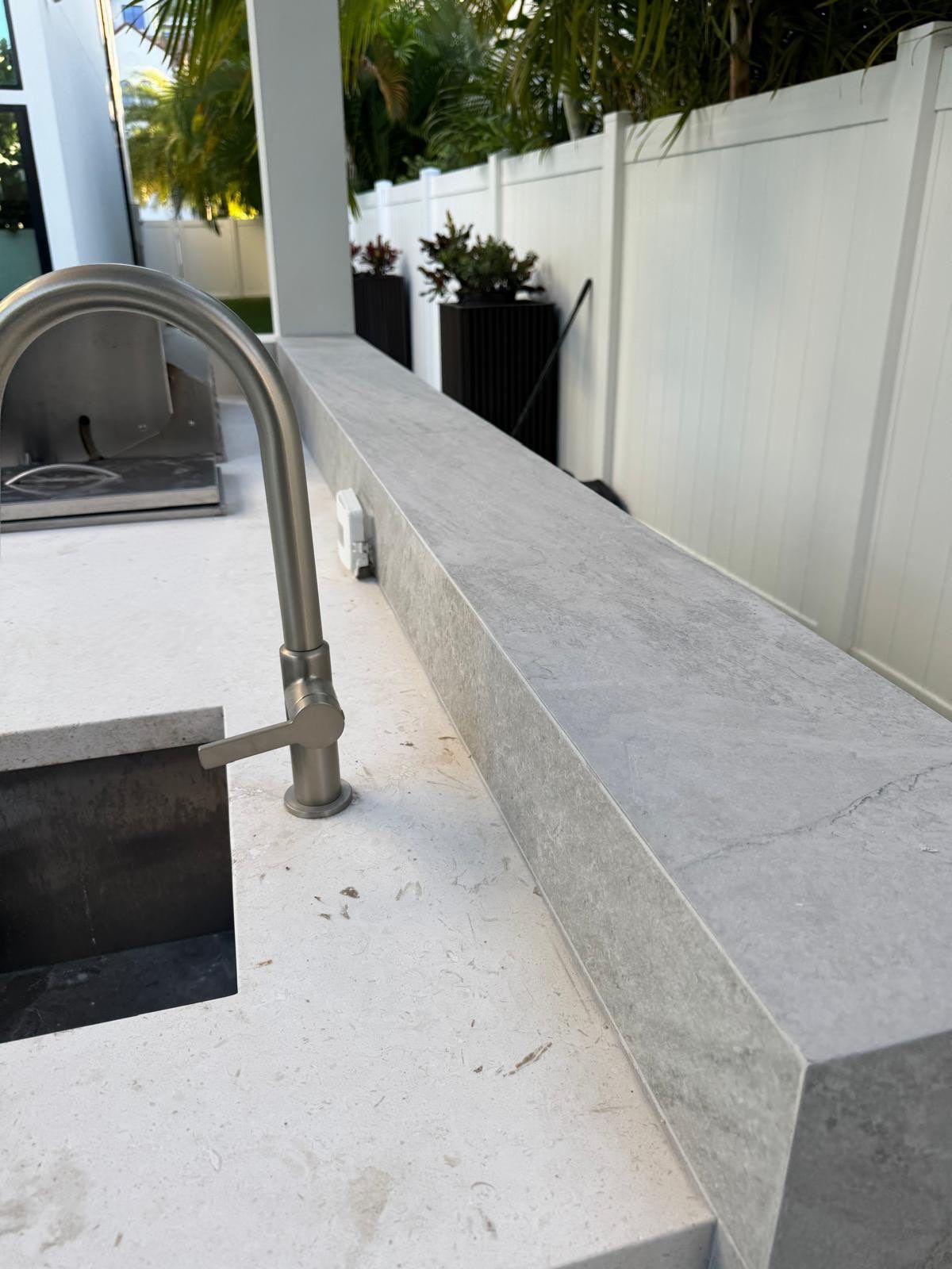 Outdoor BBQ - East Boca Raton by Hevi Tile