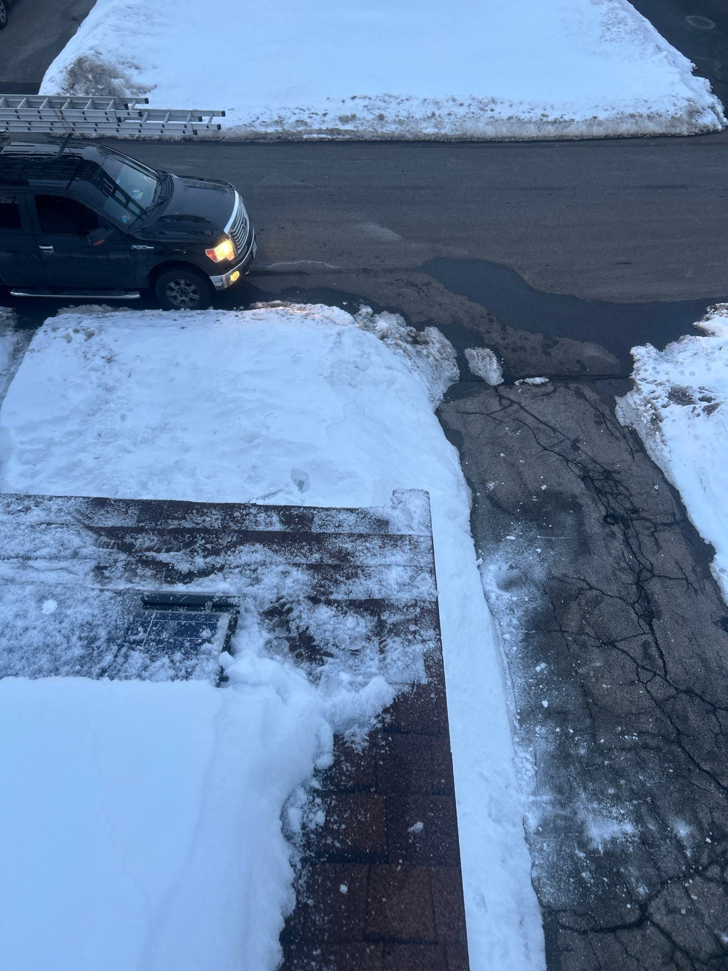 Ice Dam Removal & Snow Removal in Woburn, MA by Mighty Dog Roofing of Greater Middlesex County