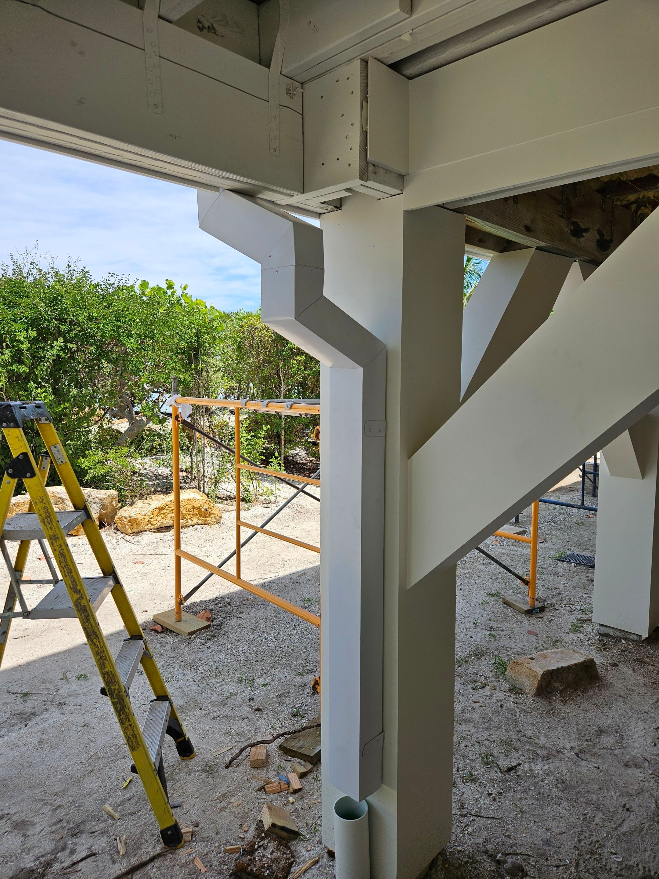 7-Inch Smooth Box Seamless Gutters using Seamless Gutters and Metal Fascia in Sanibel FL by Gutter Professors