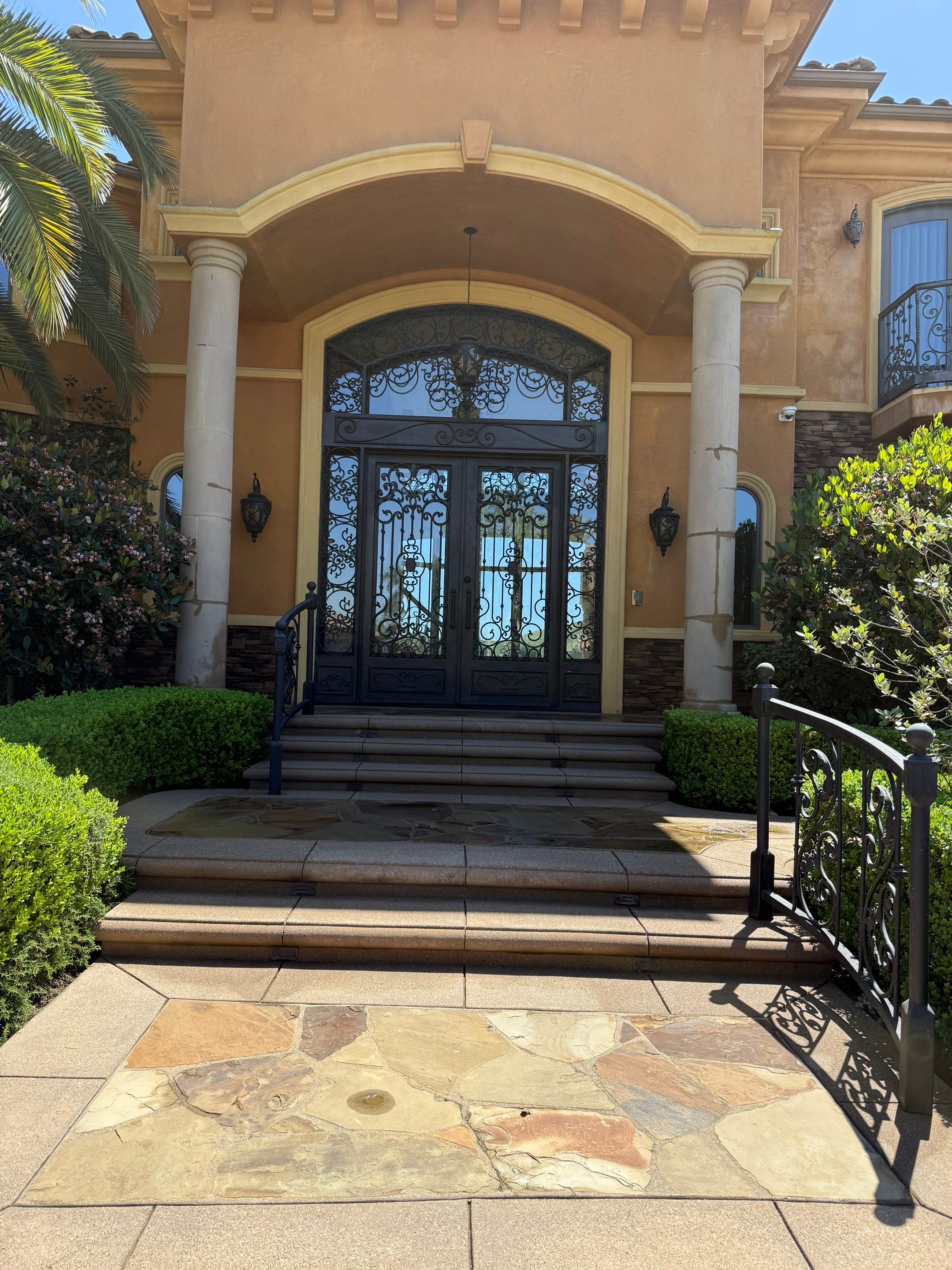 Mansion Exterior Pressure Washing by Pirate Pete’s Power Washing