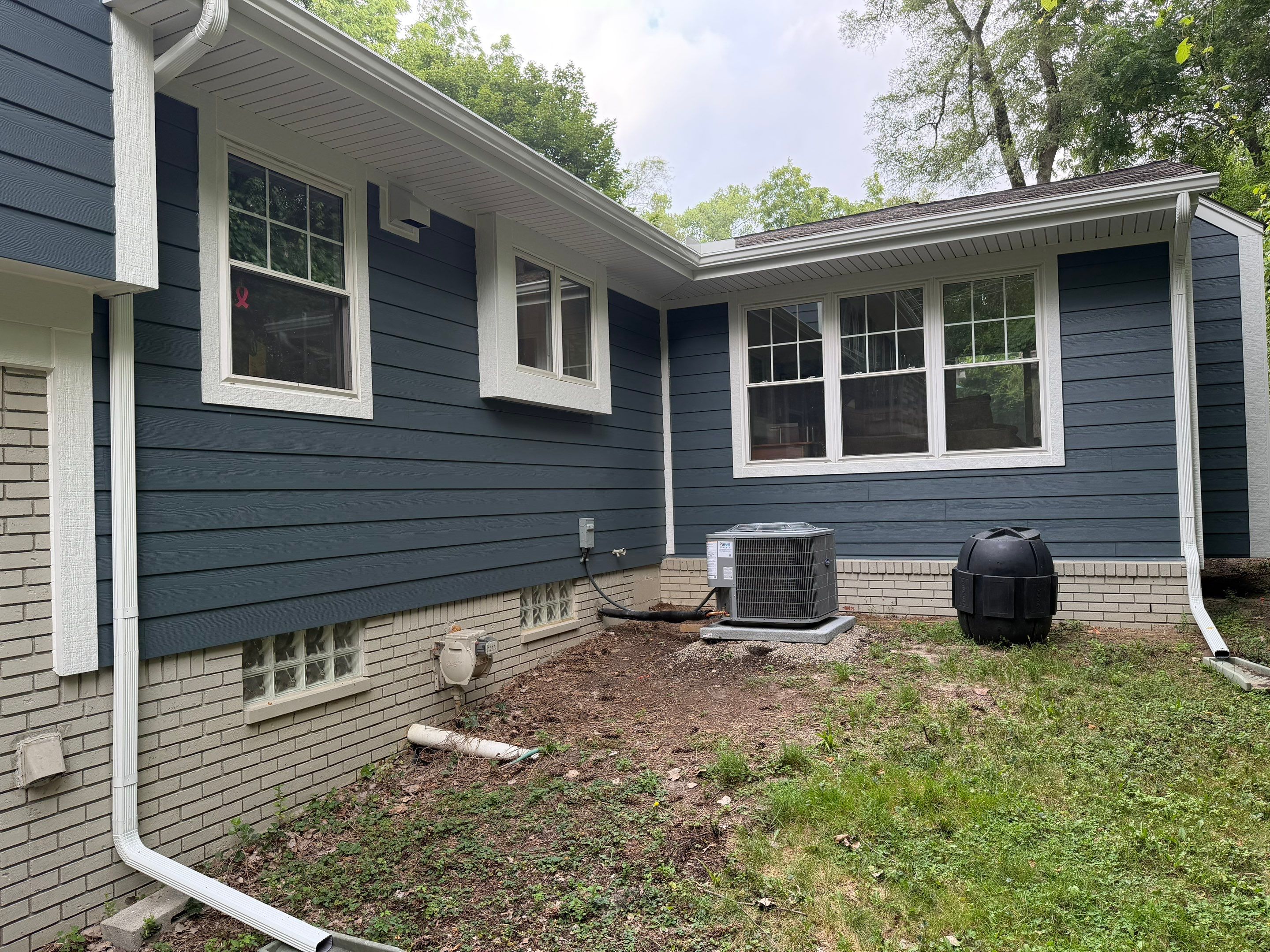James Hardie Siding Replacement & Metal Roof by Bloomfield Construction & Restoration