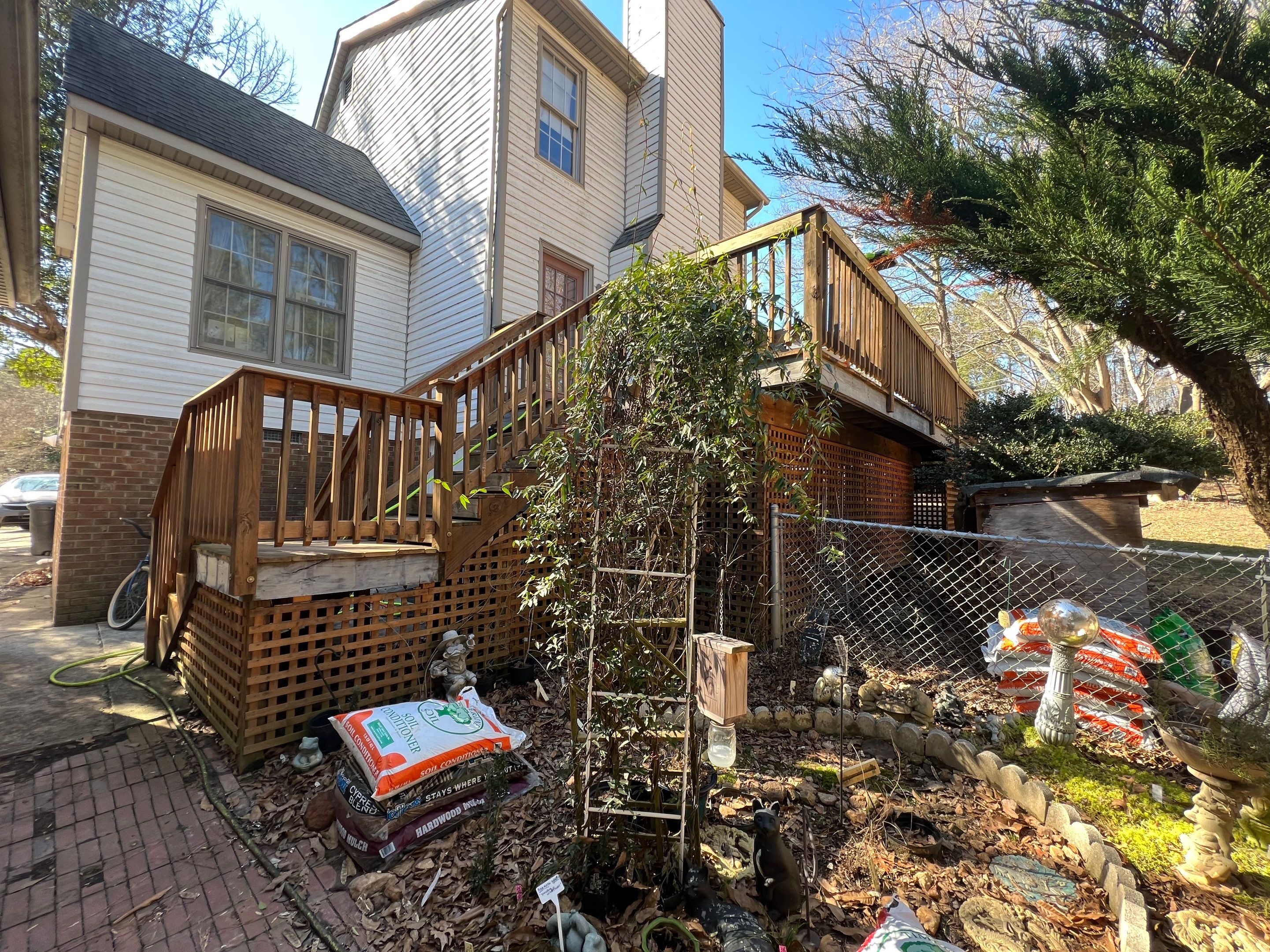 Coated Deck using Wood Sealant by DuraSeal
