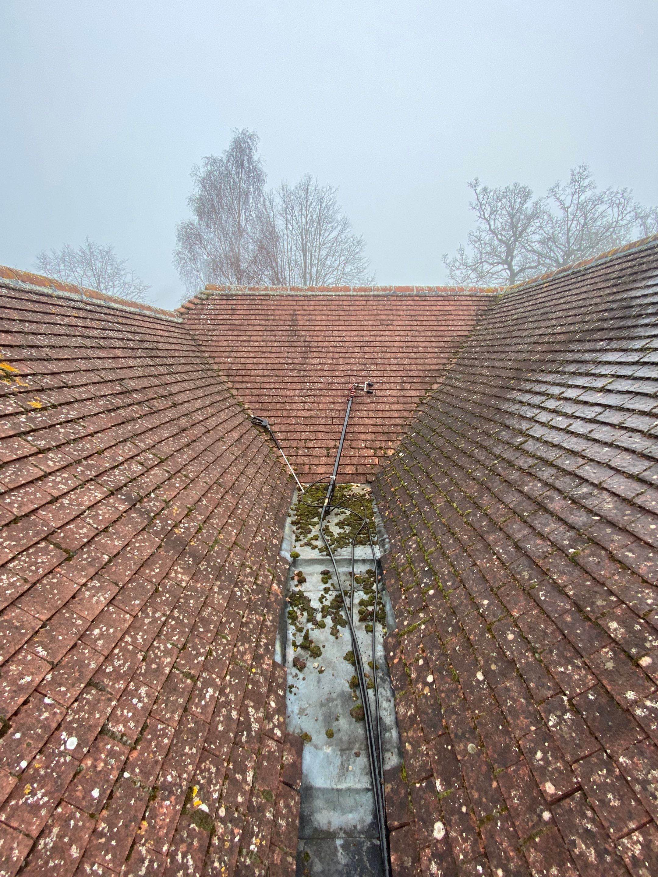 Roof Cleaning using Honda 15lpm Low Pressure Washing Machine by Ges Exterior Cleaning ltd