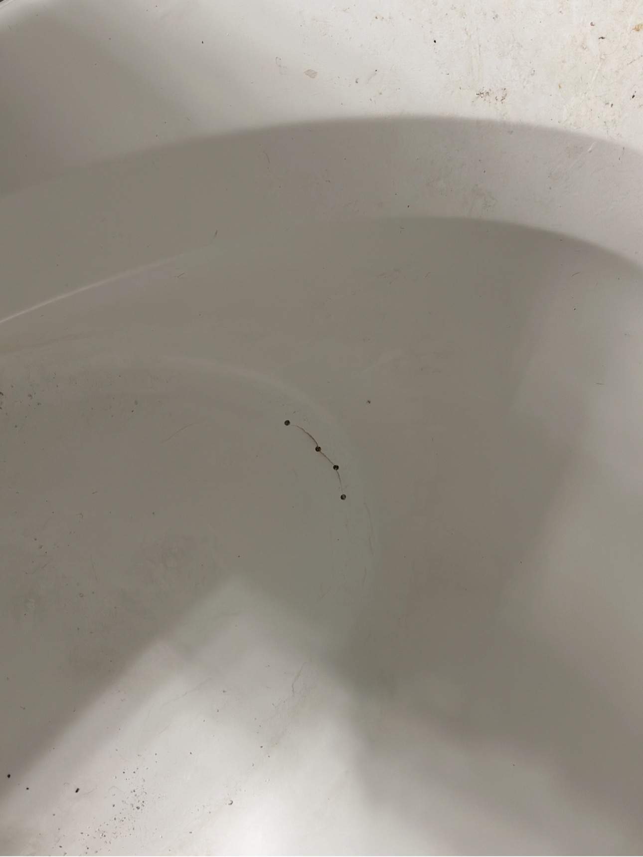 Bathtub Crack Repair by Surface Experts - Cypress / North Katy