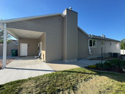 Riverton | Timeless Mastic Vinyl Overhaul | Pebblestone Clay