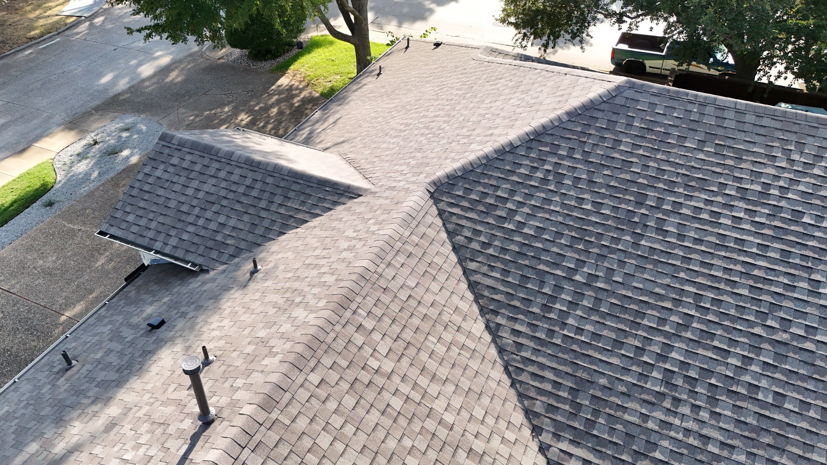 Full Roof Replacement in Dallas Featuring Tamko Titan Weathered Wood Shingles by Armor Roofing | Exteriors