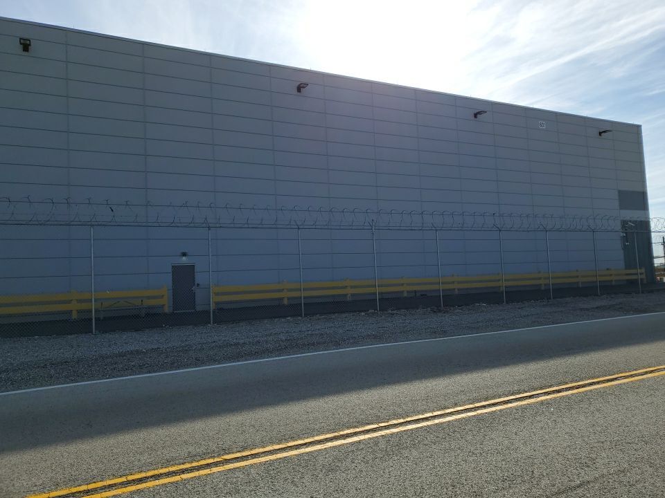 Tilt-up Precast Exterior Warehouse Painting by Paint Platoon USA