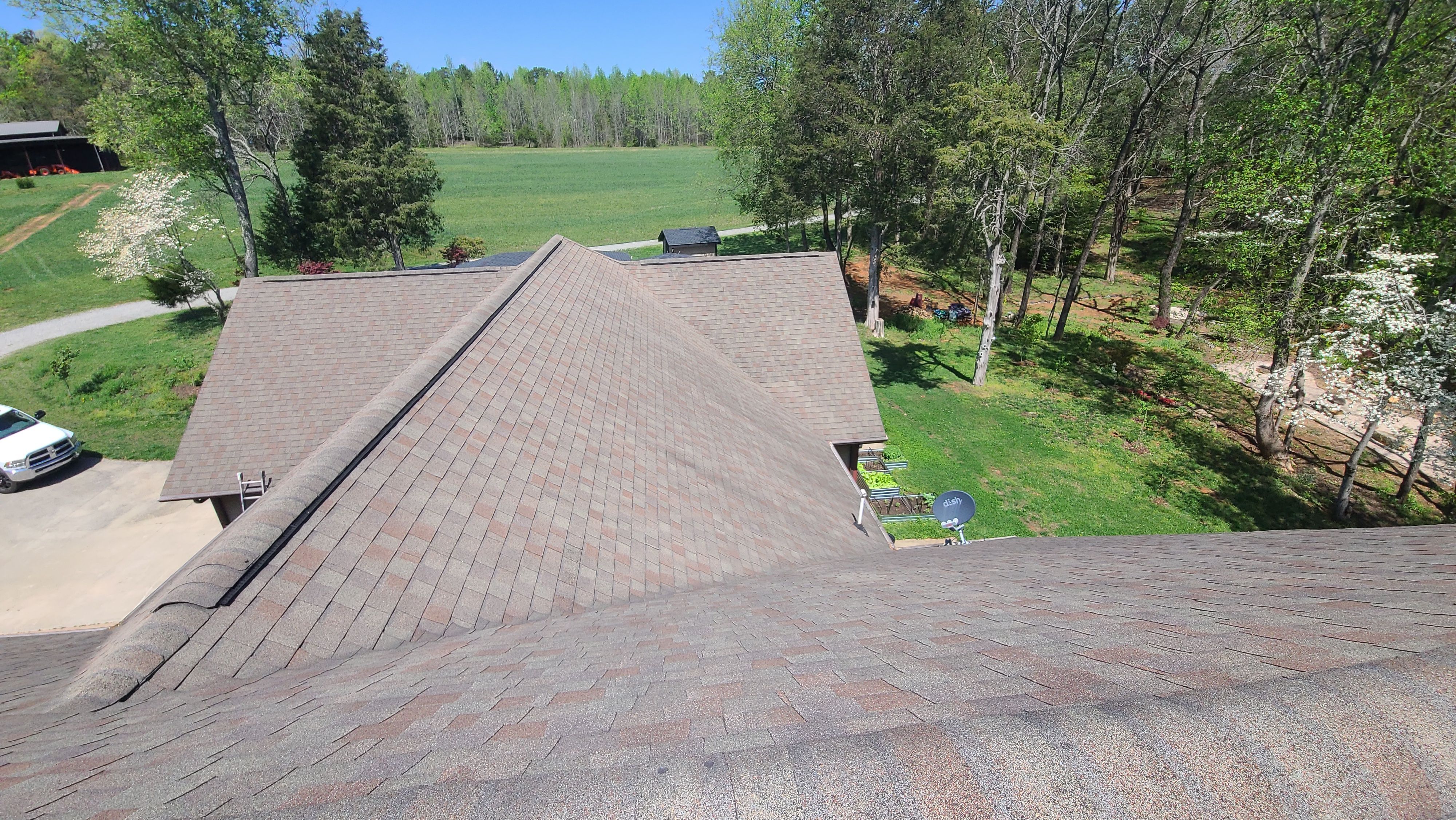 Tony's roof by BROCK BUILDERS 