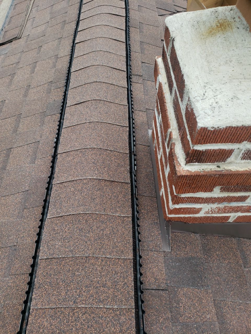 Brand: Atlas Pinnacle Color: Pristine Sunset Drip: White by Eagle Eye Roofing