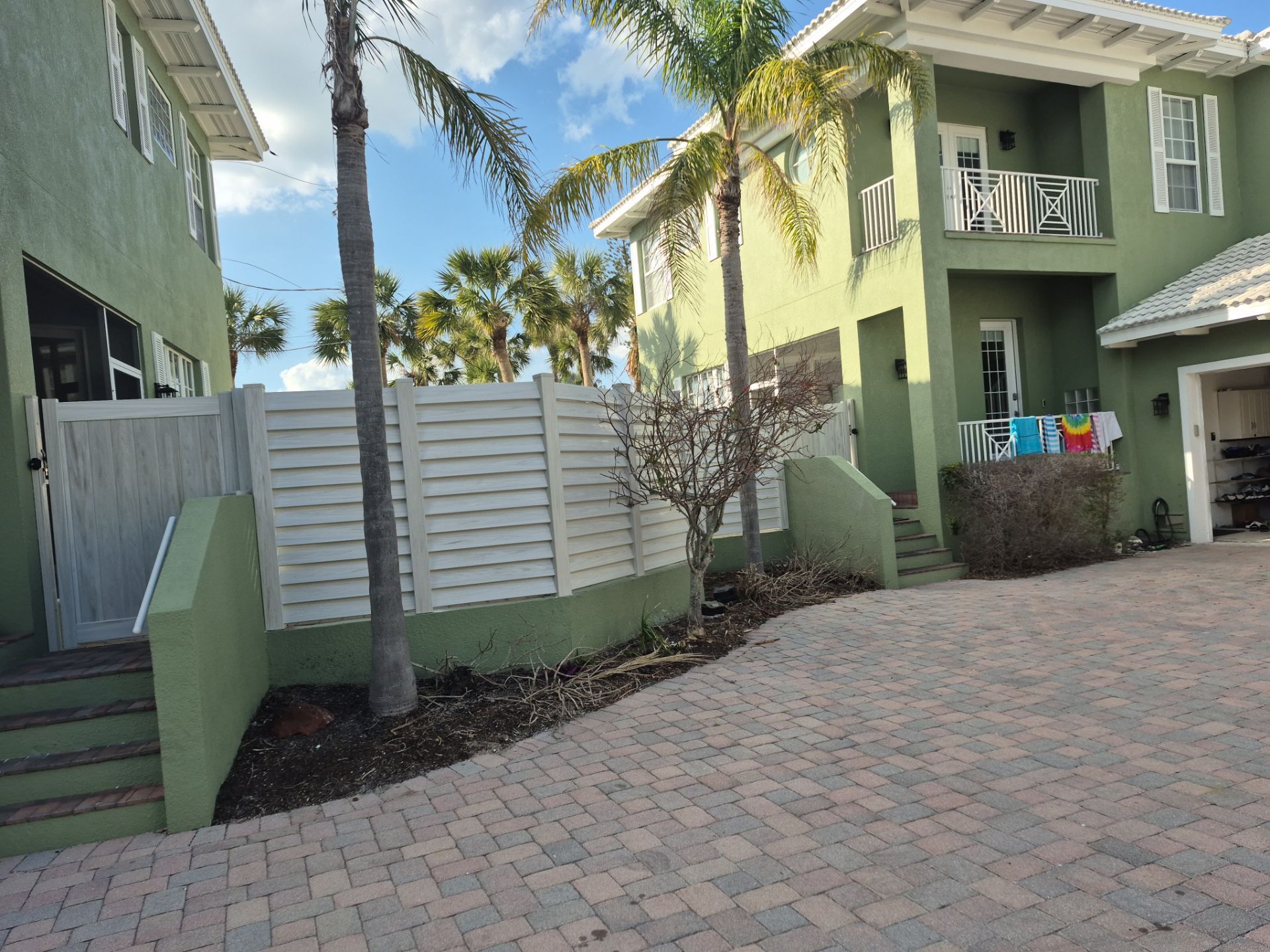 363 tierra mar ln by H&Y Fence