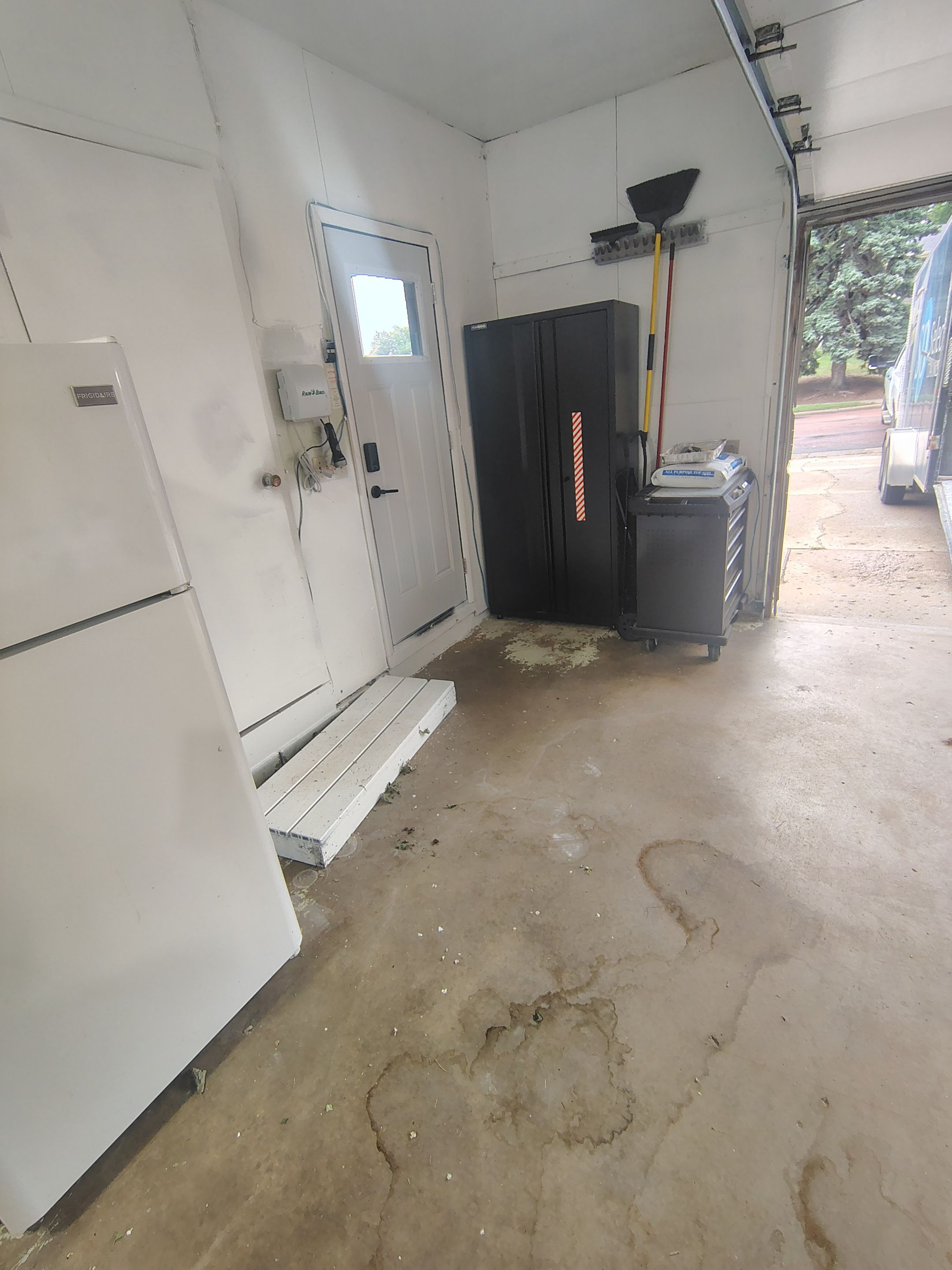 Yankton Garage Concrete Coating With Feather Gray Decorative Chips by Select Painting, Coatings & Garage Cabinets