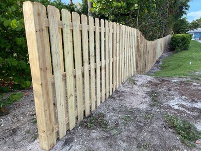 Long Boat Key, FL Shadowbox Style Wood Fence