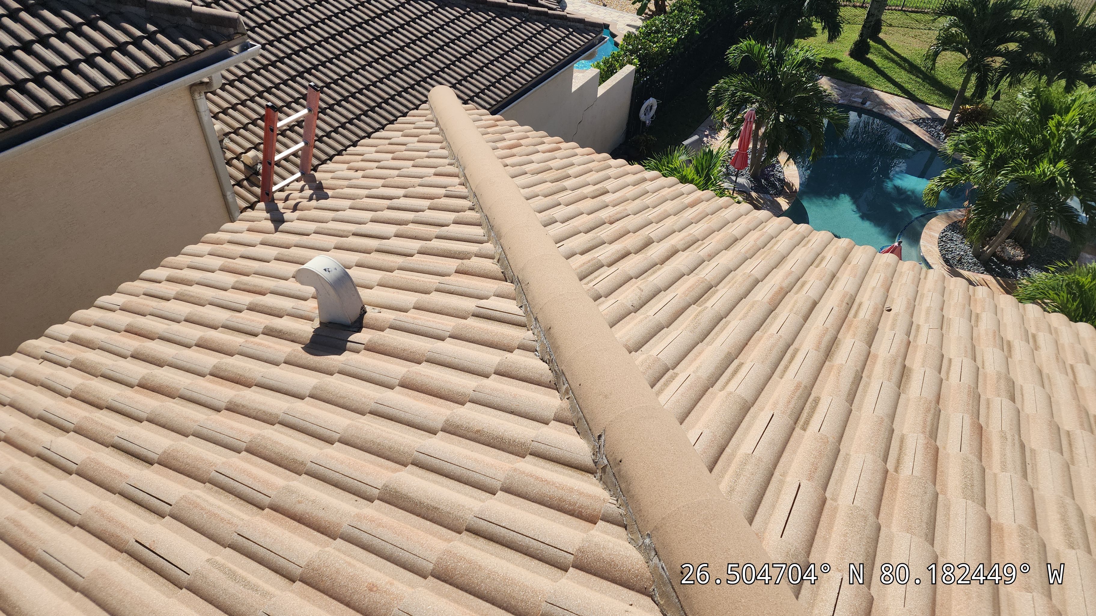 Tile Roof Repair in Boynton Beach ā Fast, Professional, and Reliable Service by Aastro Roofing