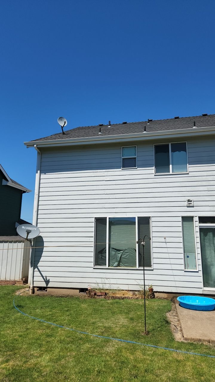 Interior and Exterior gutter clean and Roof Wash by Willamette Outdoor Wash LLC