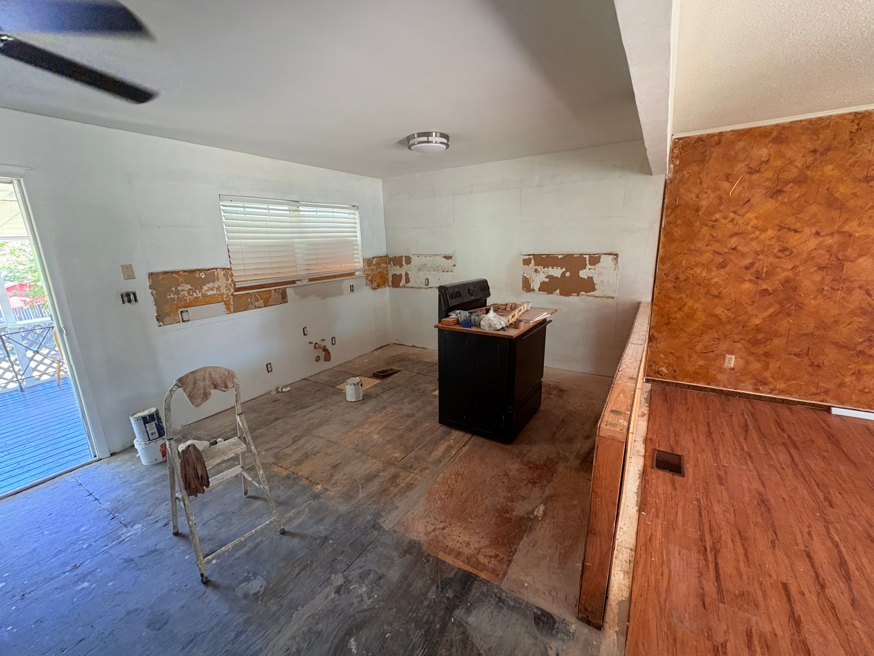 Rapid Cabinet Refitting: Turnkey Installation Completed in 48 Hours by Tibi Soli LLC