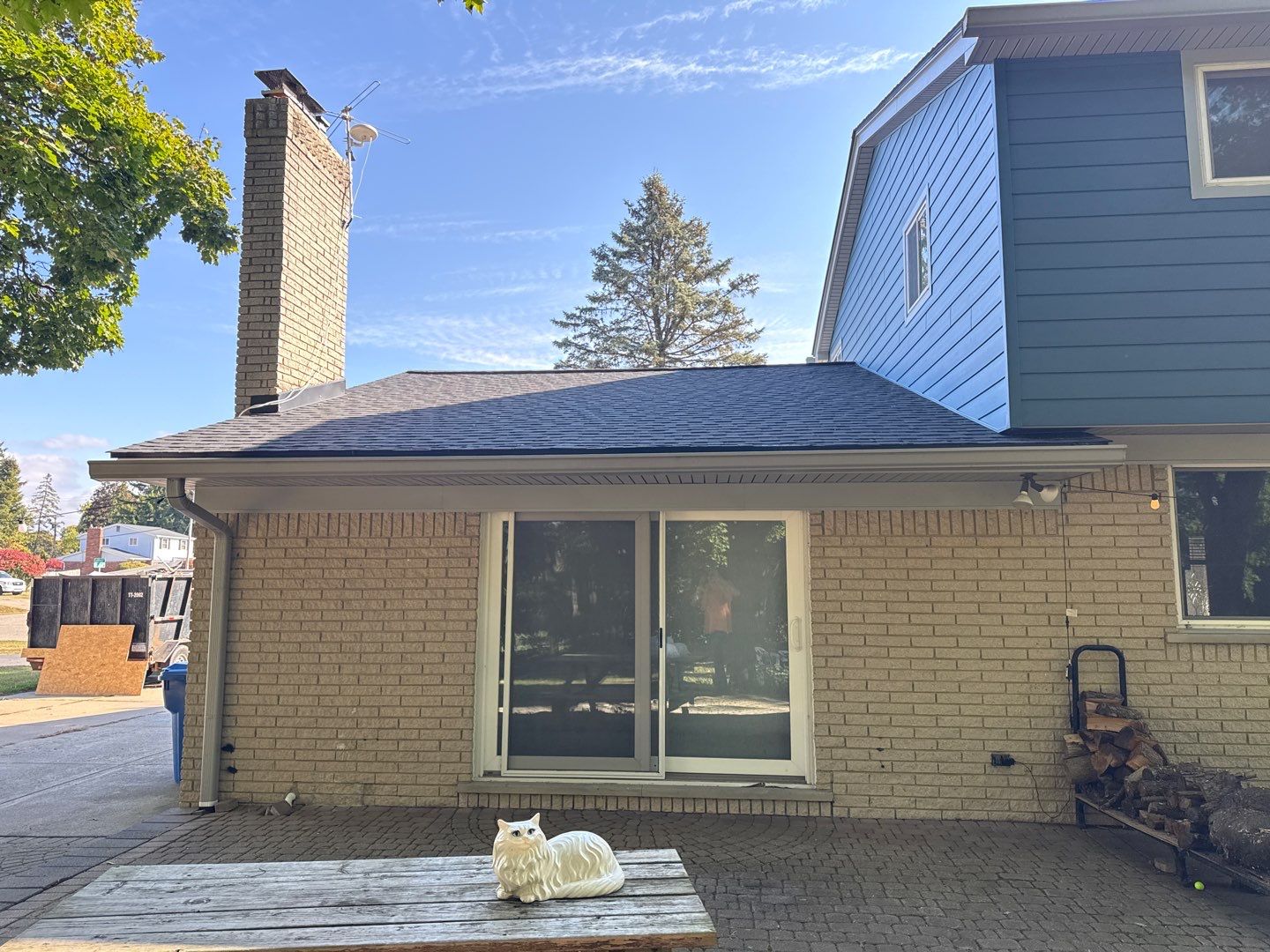 Siding Replacement using Ascend Laguna Blue by 180 Contractors