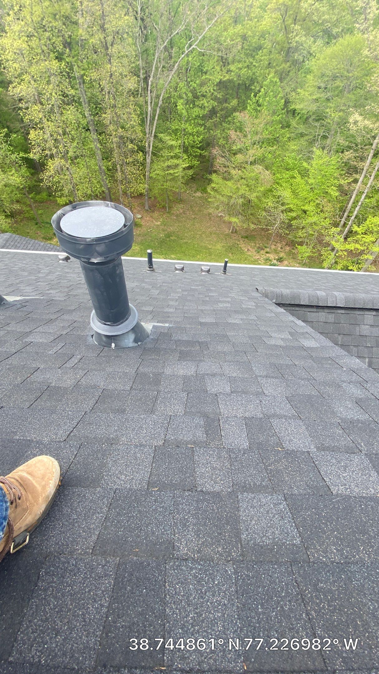 Springfield: CertainTeed Landmark Pro Designer Shingles in Max Def Charcoal Black by RM Banning, Inc.