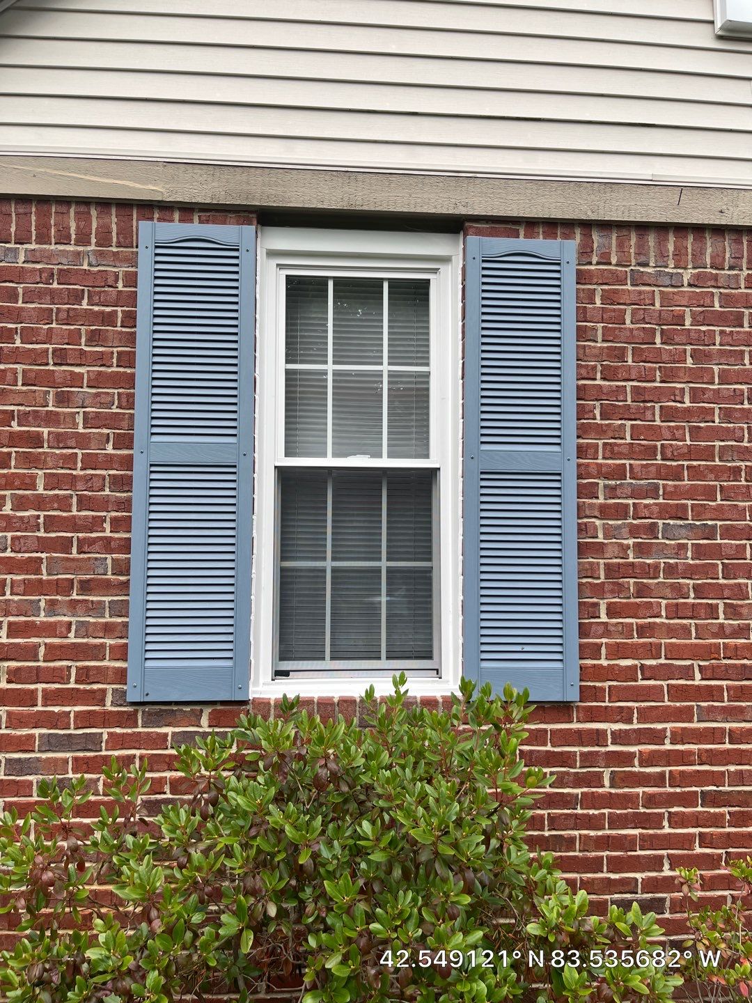 Siding Replacement using Certainteed Restoration Classic D4 by 180 Contractors