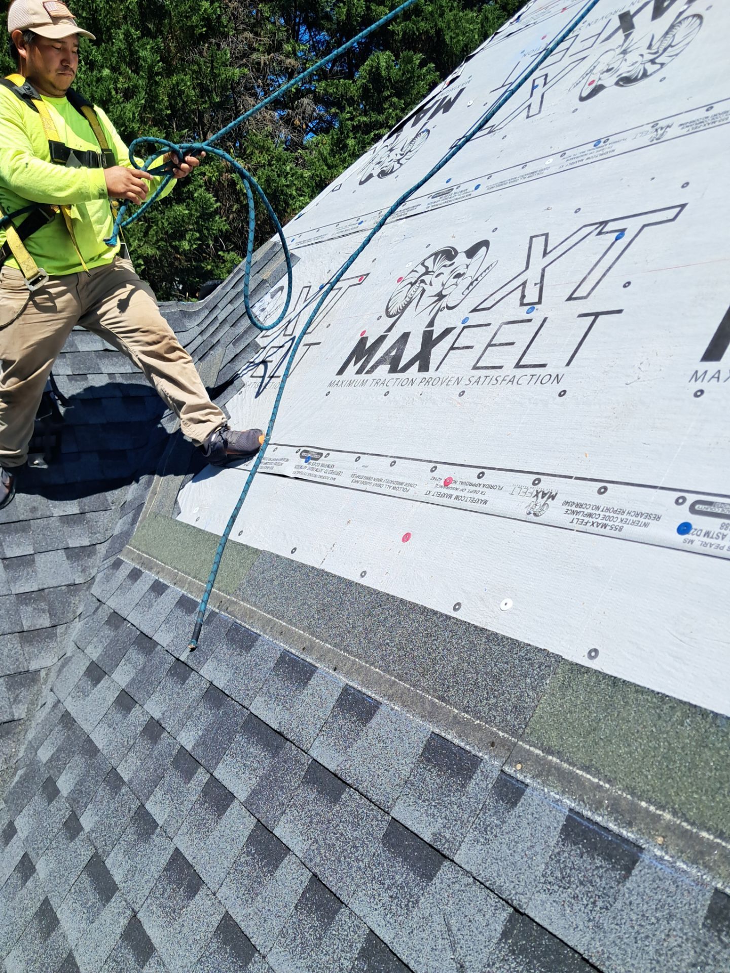 GAF HDZ - Charcoal by Elite Roofing LLC