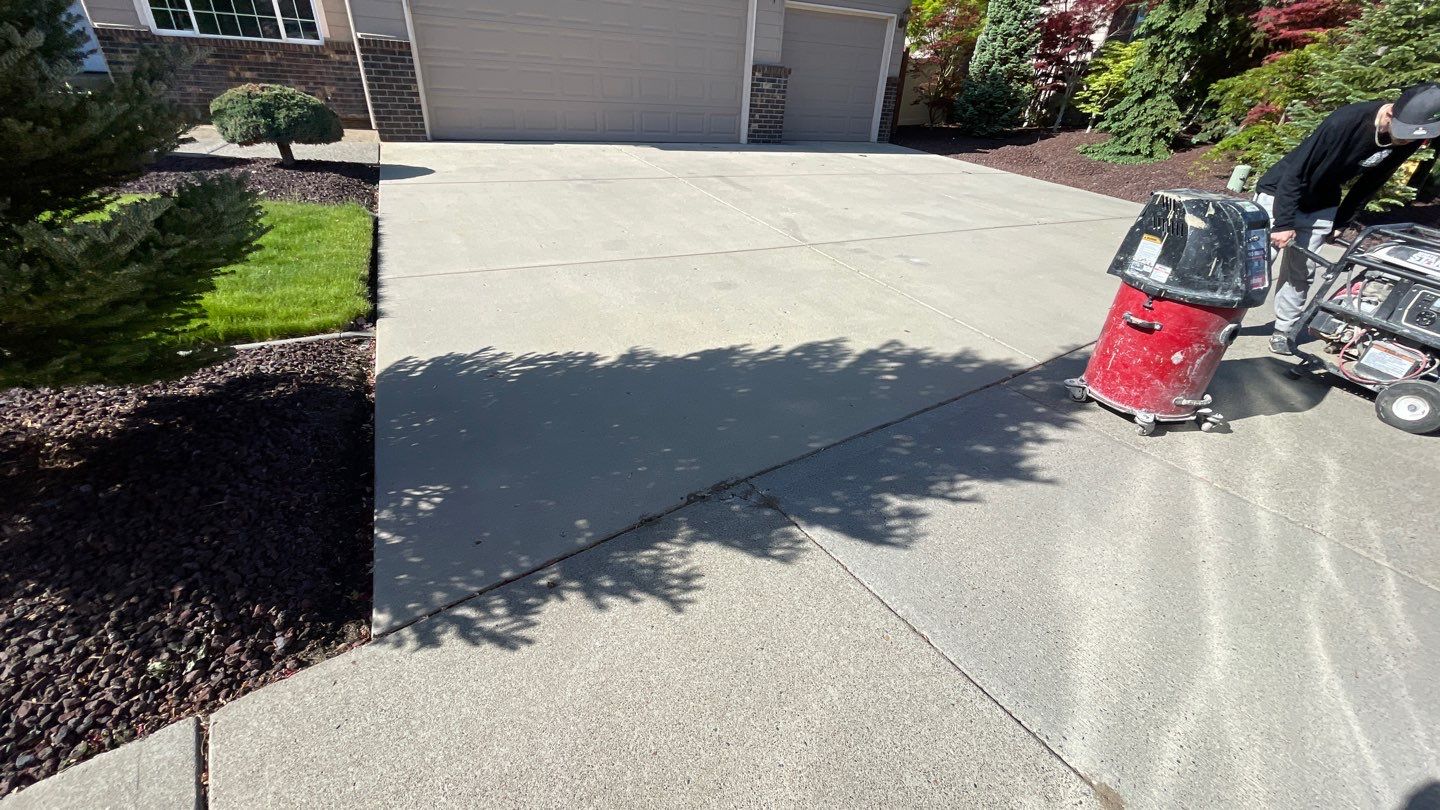 Driveway using Pebble Beach by Croc Coatings, LLC