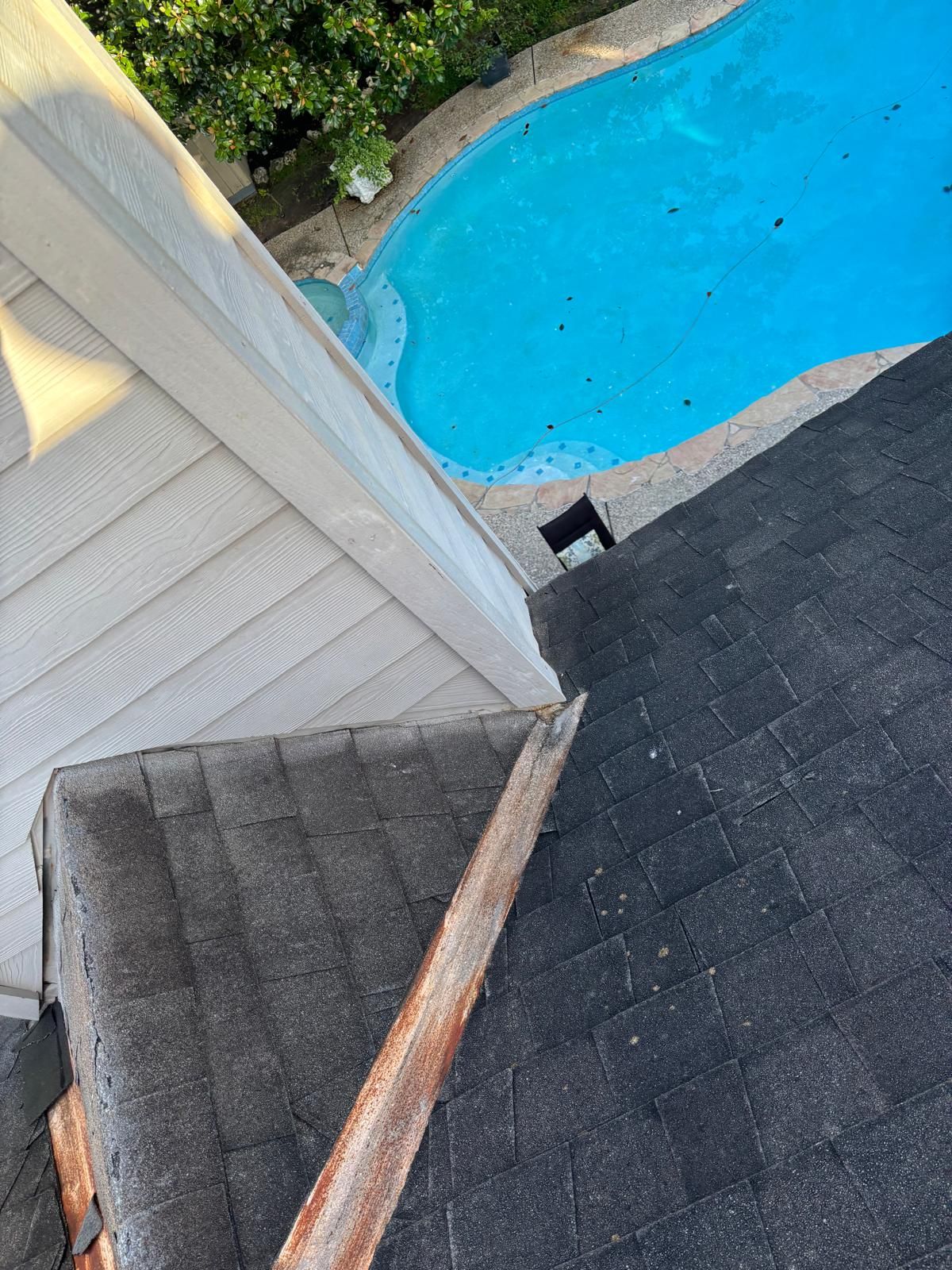 Hail Damage using Owen's Corning Duration (Lifetime) Shingles by Roof Repair Company