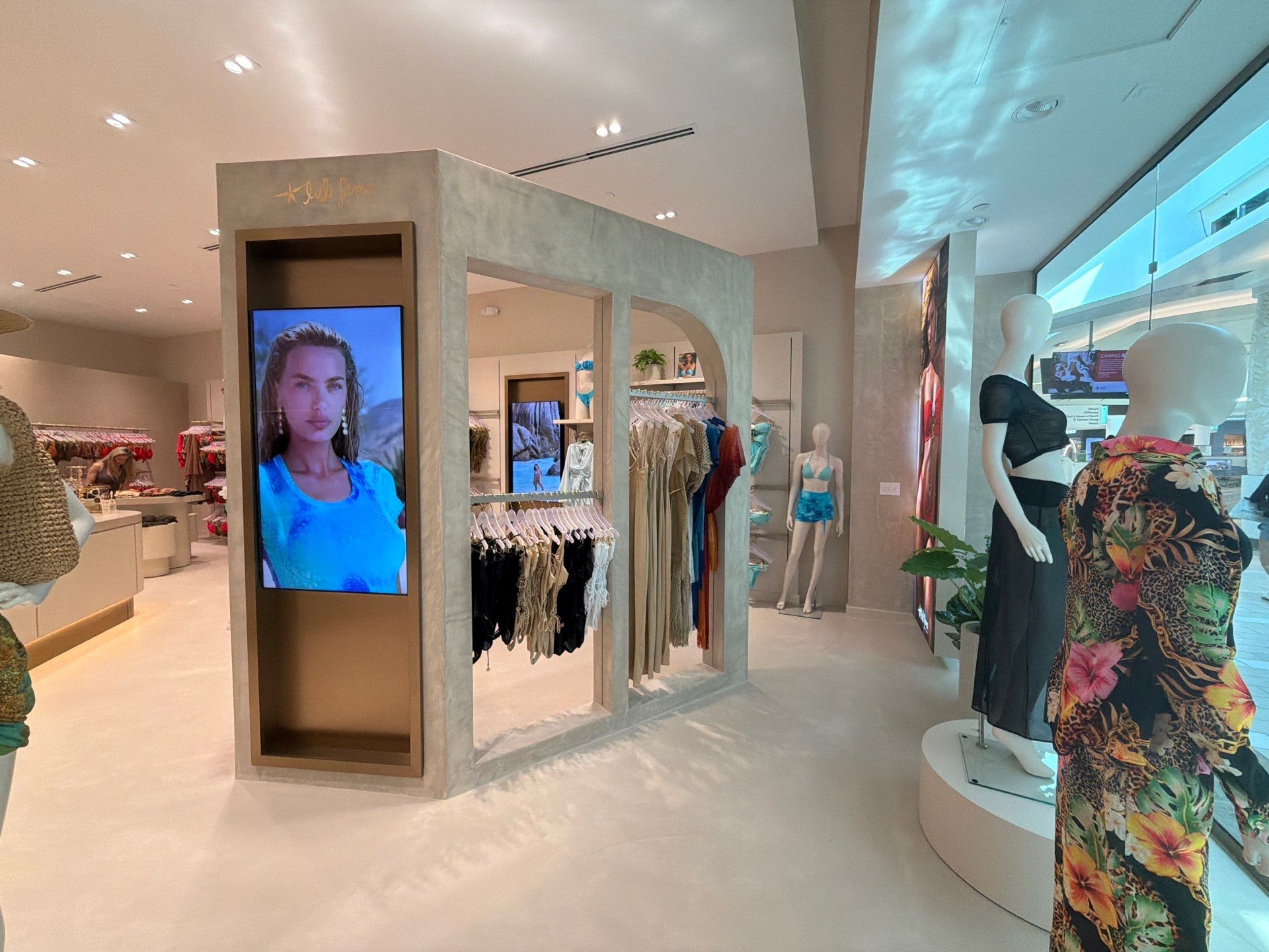 Luli Fama - Dadeland Mall by Seamless Surfaces
