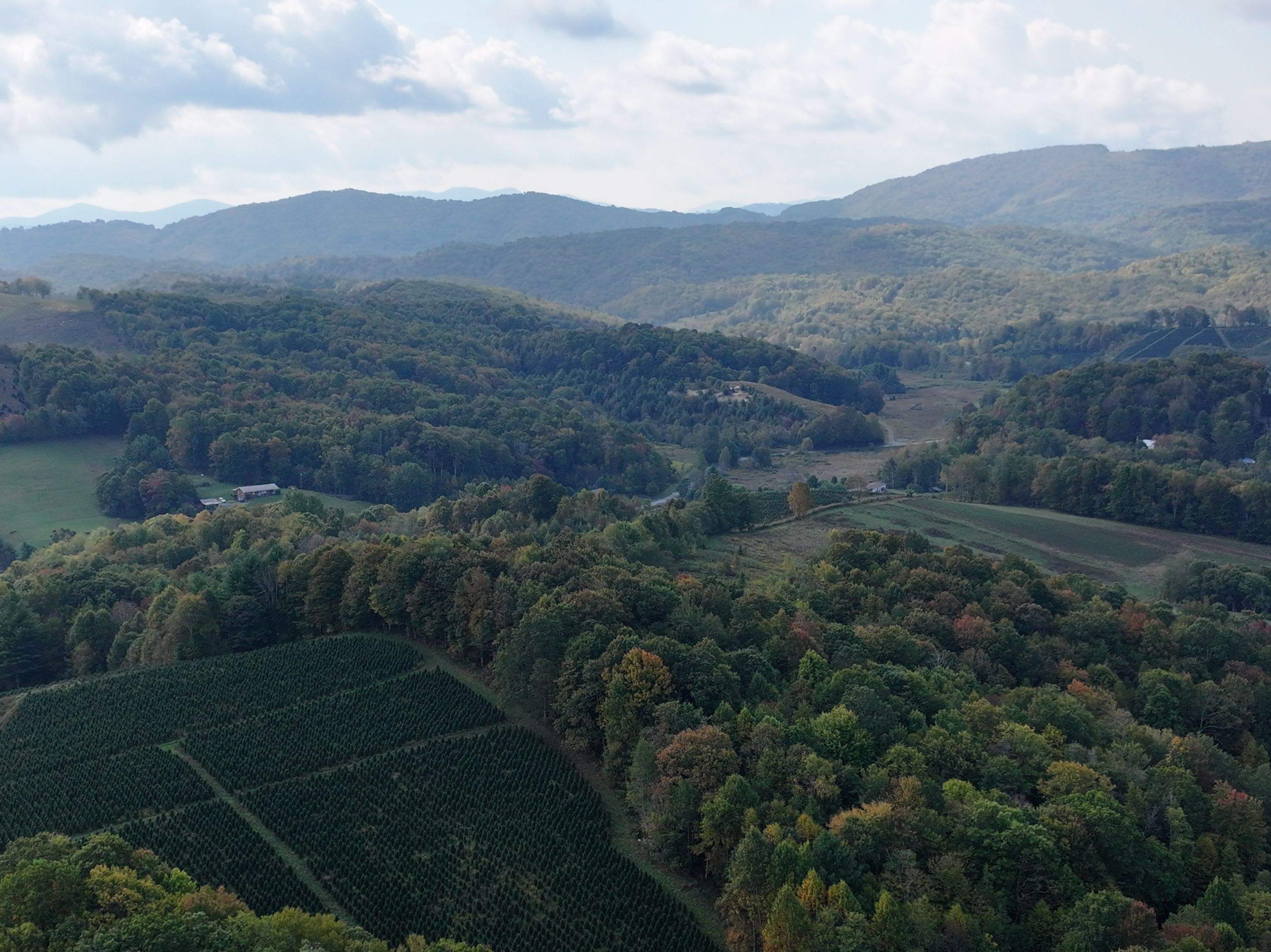 Brodour Barndominium  by Omnia Roofing